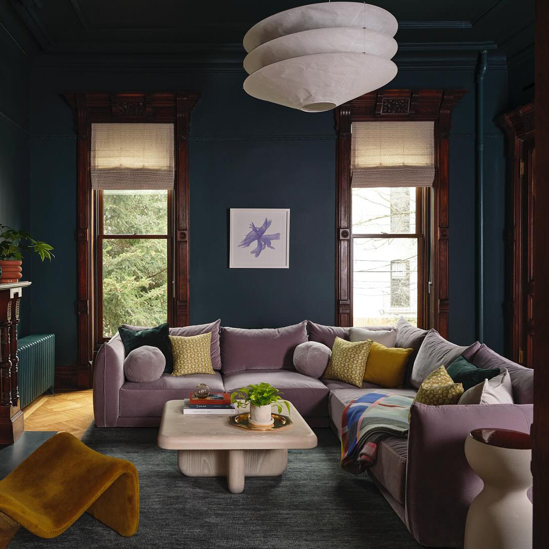 Modern Floating Pendant Lamp - Adjustable Hanging Light Fixture for Living Room, Bedroom, Dining Room - Perfect for Home Decor, Indoor Lighting, and Creating Ambient Atmosphere
