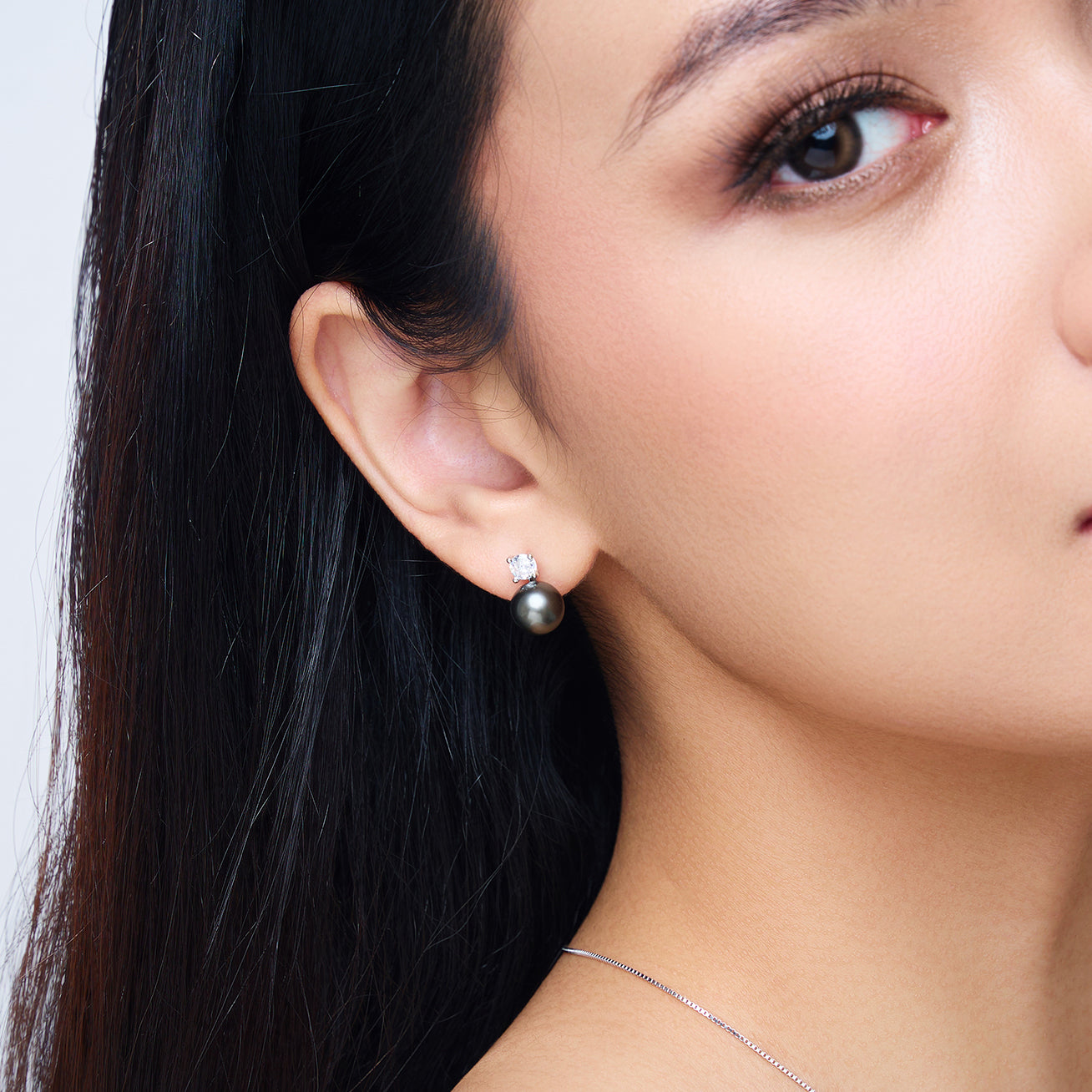 18K Gold Tahitian Pearl Earrings for Women - Luxury Black Pearl Stud Earrings with 925 Sterling Silver Posts - Perfect for Weddings, Parties & Special Occasions