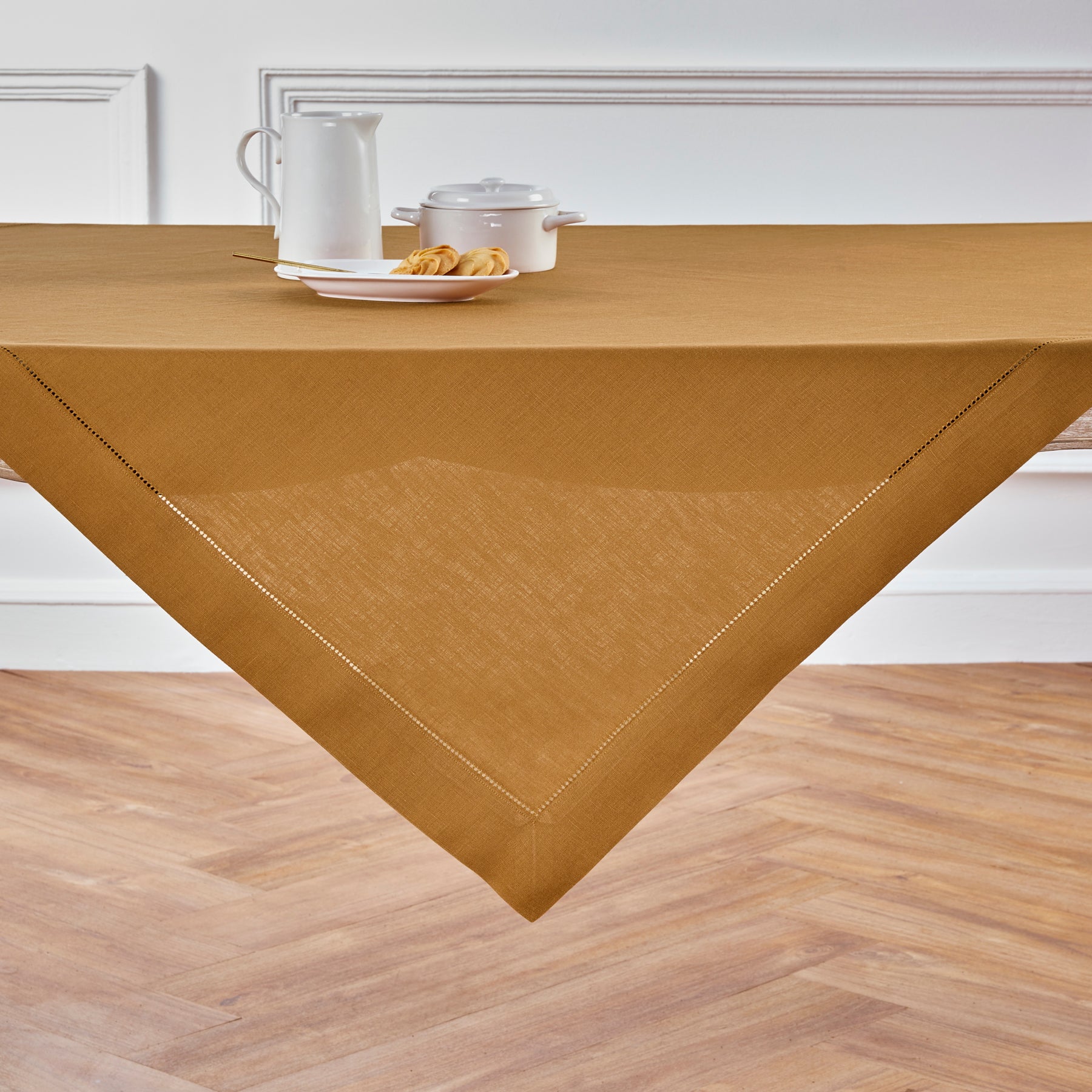 Classic Hemstitch Table Throw - Elegant Linen Table Runner for Dining Room Decor, Wedding & Holiday Table Settings