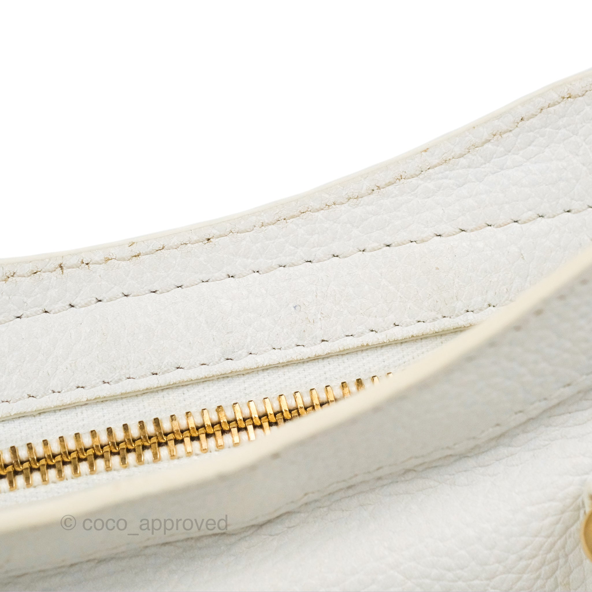 Balenciaga Classic Small City Bag in White Aged Calfskin with Gold Hardware - Perfect for Everyday Luxury & Fashion Outfits
