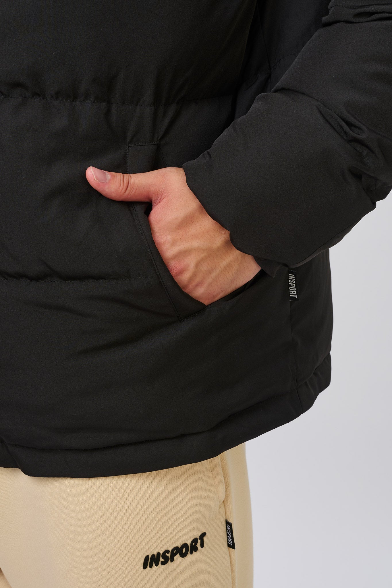 INSPORT Men's Hooded Puffer Jacket - Lightweight Winter Coat, Waterproof Windbreaker for Outdoor Activities | Black | Cold Weather, Hiking, Camping, Travel