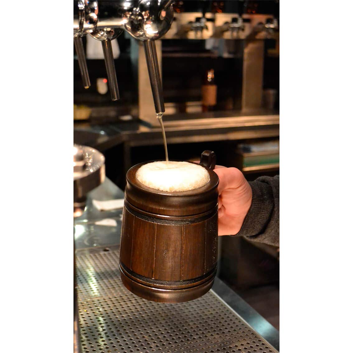 Handmade Oak Wood Beer Mug with Stainless Steel Liner - 10oz Classic Brown Drinking Cup for Home Bar, Pub, and Outdoor Camping