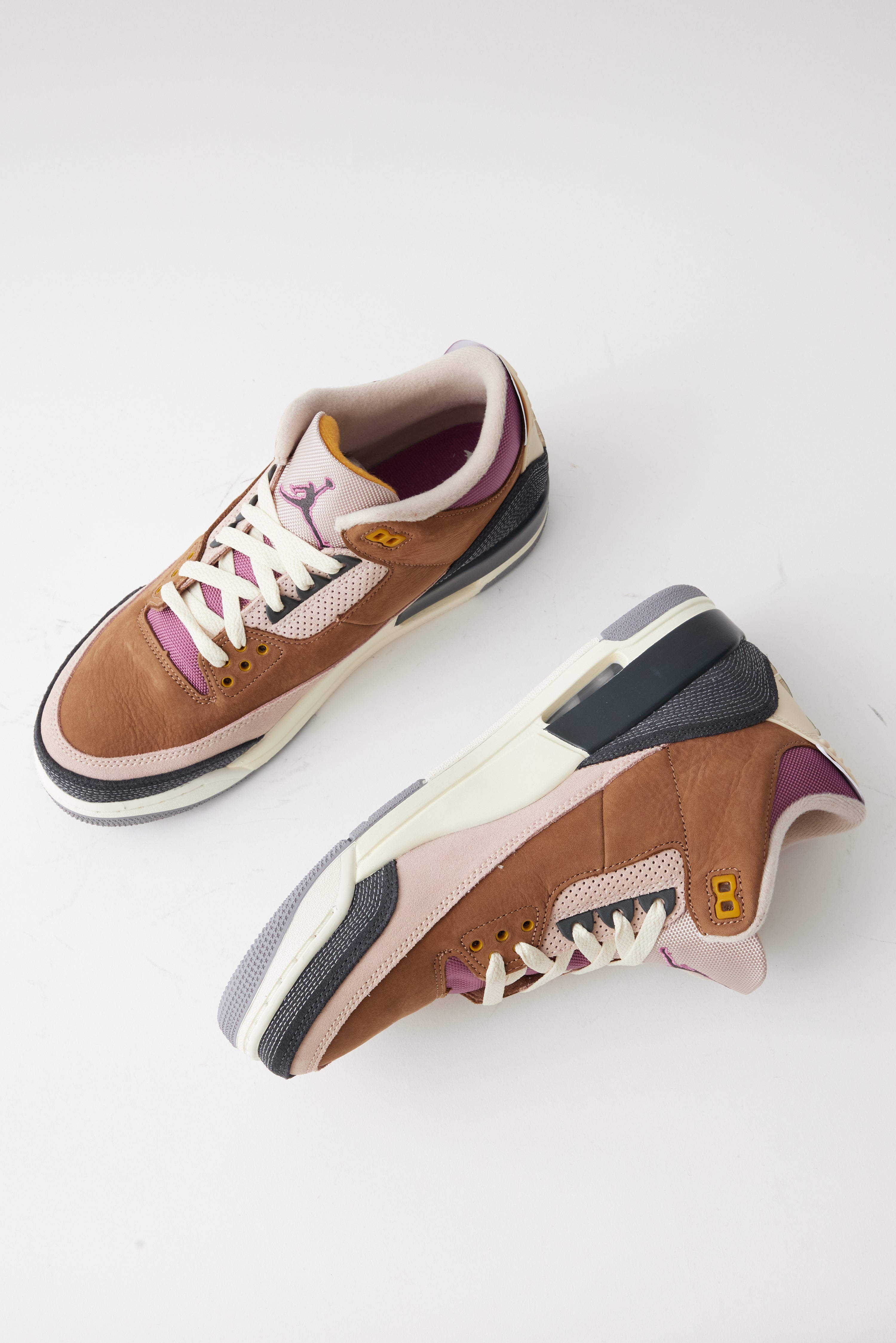 Air Jordan 3 Retro Sneakers for Men - Classic Basketball Shoes with Nike Air Cushioning - Perfect for Streetwear, Gym & Casual Outfits