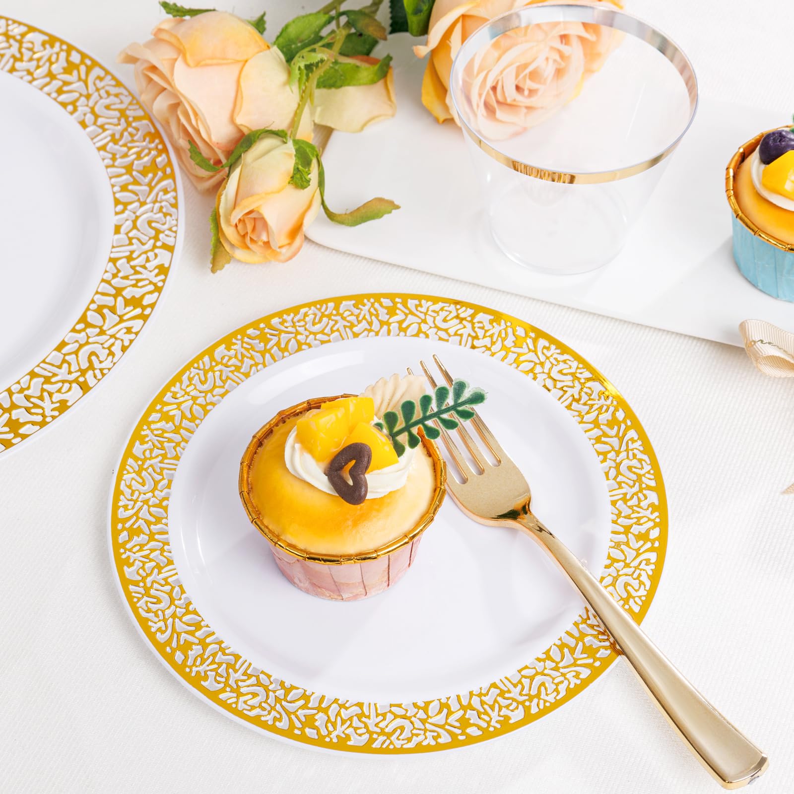 WELLIFE 350-Piece Gold Plastic Dinnerware Set - 50 Dinner Plates, 50 Dessert Plates, 50 Pre-Rolled Napkins with Silverware & 50 Cups - Elegant Disposable Tableware for Wedding, Birthday Party, Baby Shower & Holiday Celebrations