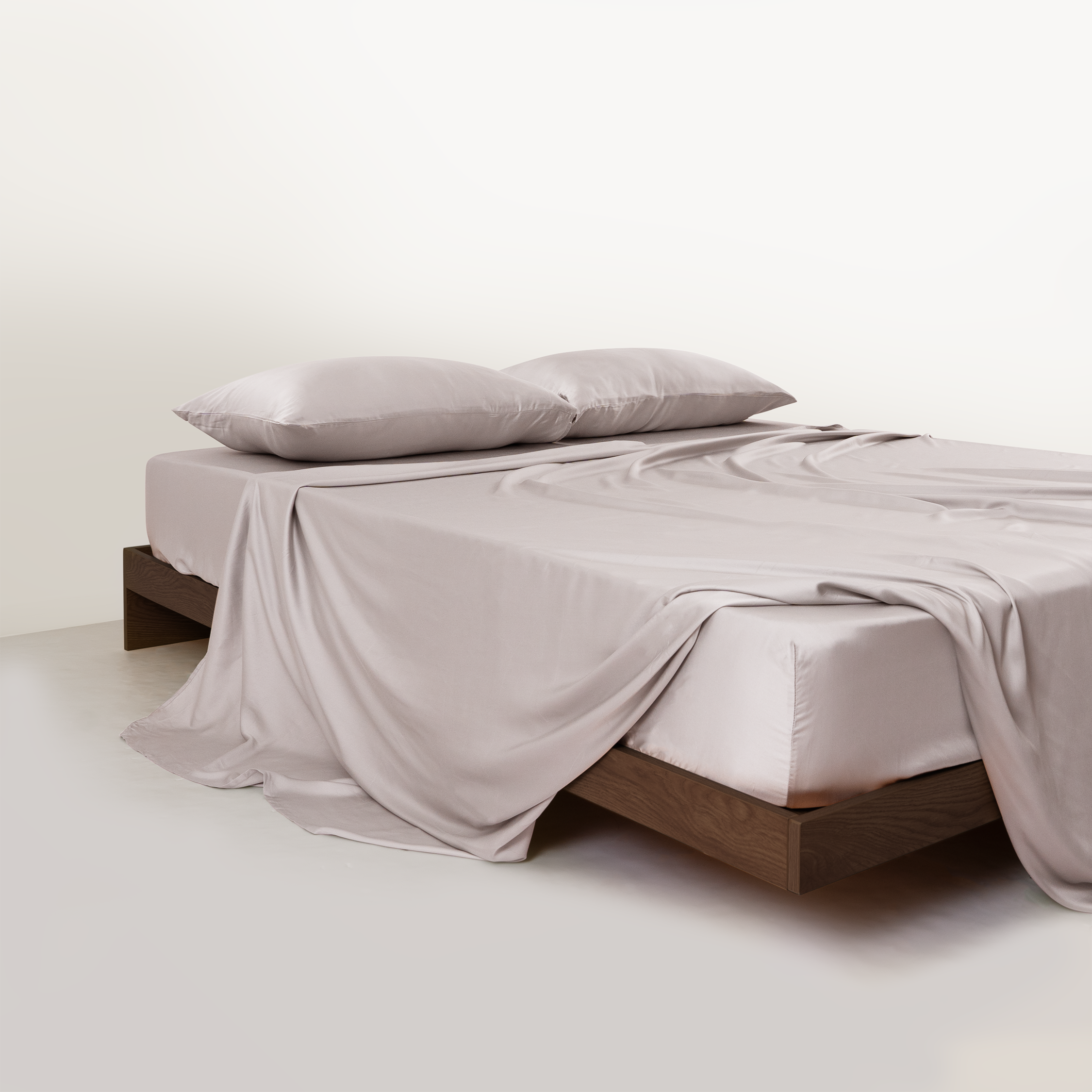 FURRFREE Bamboo Sheet Set - Hypoallergenic & Pet Hair Repellent Bedding for Dogs & Cats | Soft Breathable Sheets for Allergy Relief | Perfect for Pet Owners & Family Bedrooms