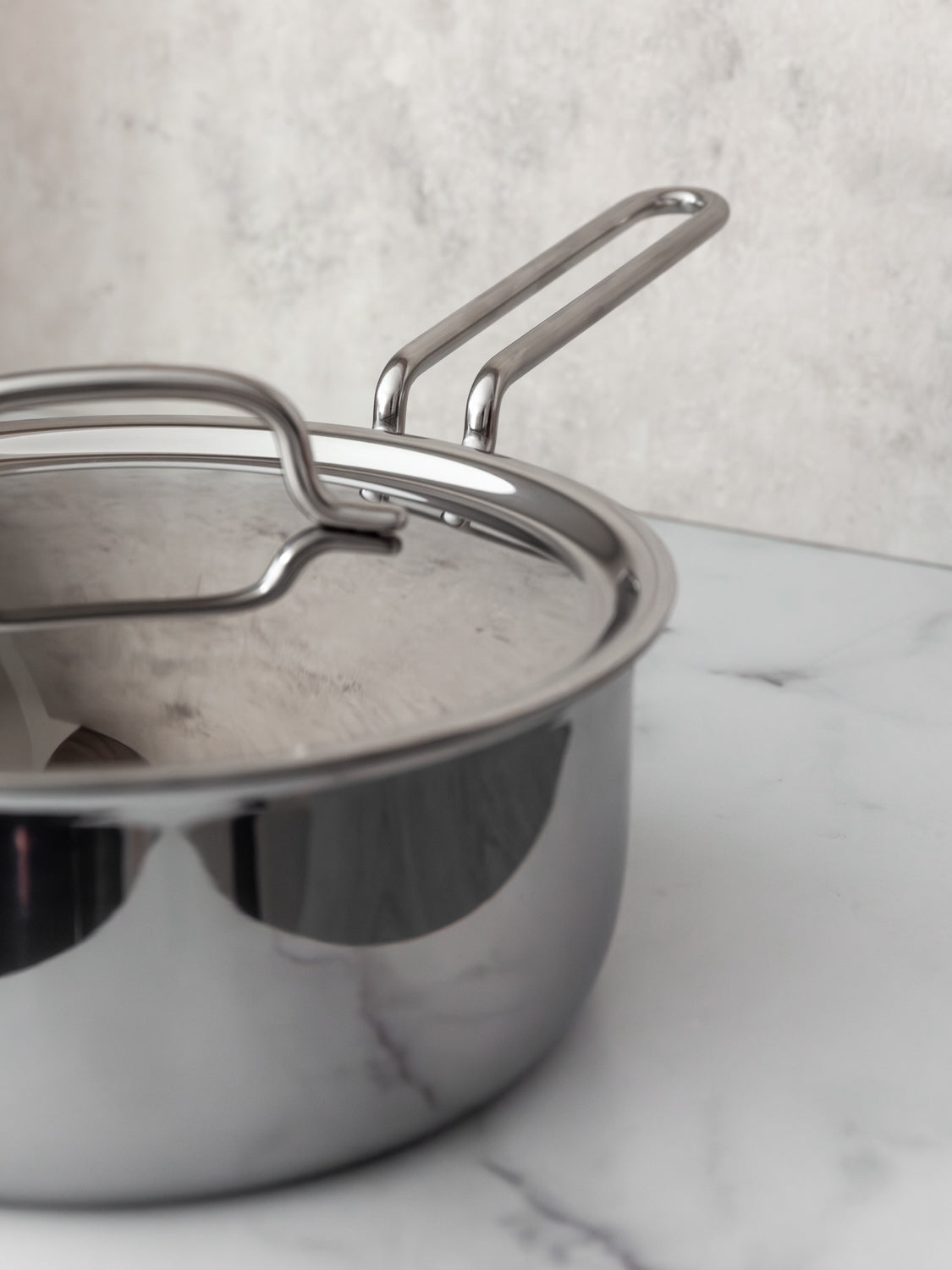 Premium 7-Ply Stainless Steel Saucepan with Copper Core - Professional Cookware for Even Heat Distribution - Perfect for Sauces, Soups, and Slow Cooking
