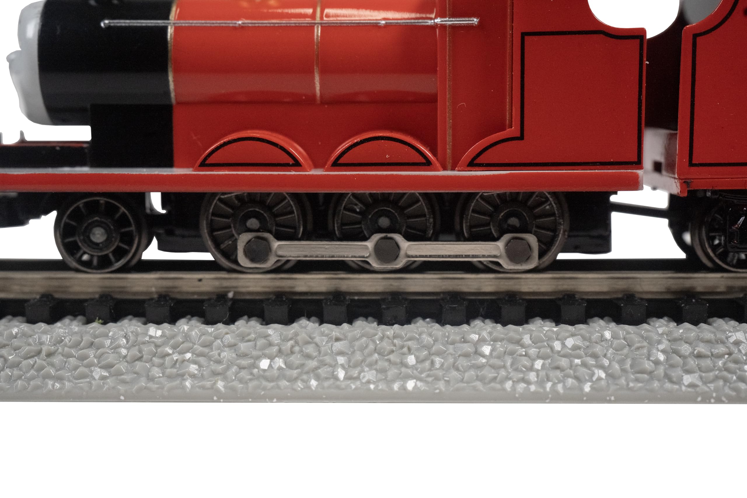 Bachmann Trains Thomas & Friends™ James The RED Engine N Scale Model Train - Perfect for Collectors, Kids & Train Enthusiasts - Great for Home Displays, Birthday Gifts & Railroad Layouts