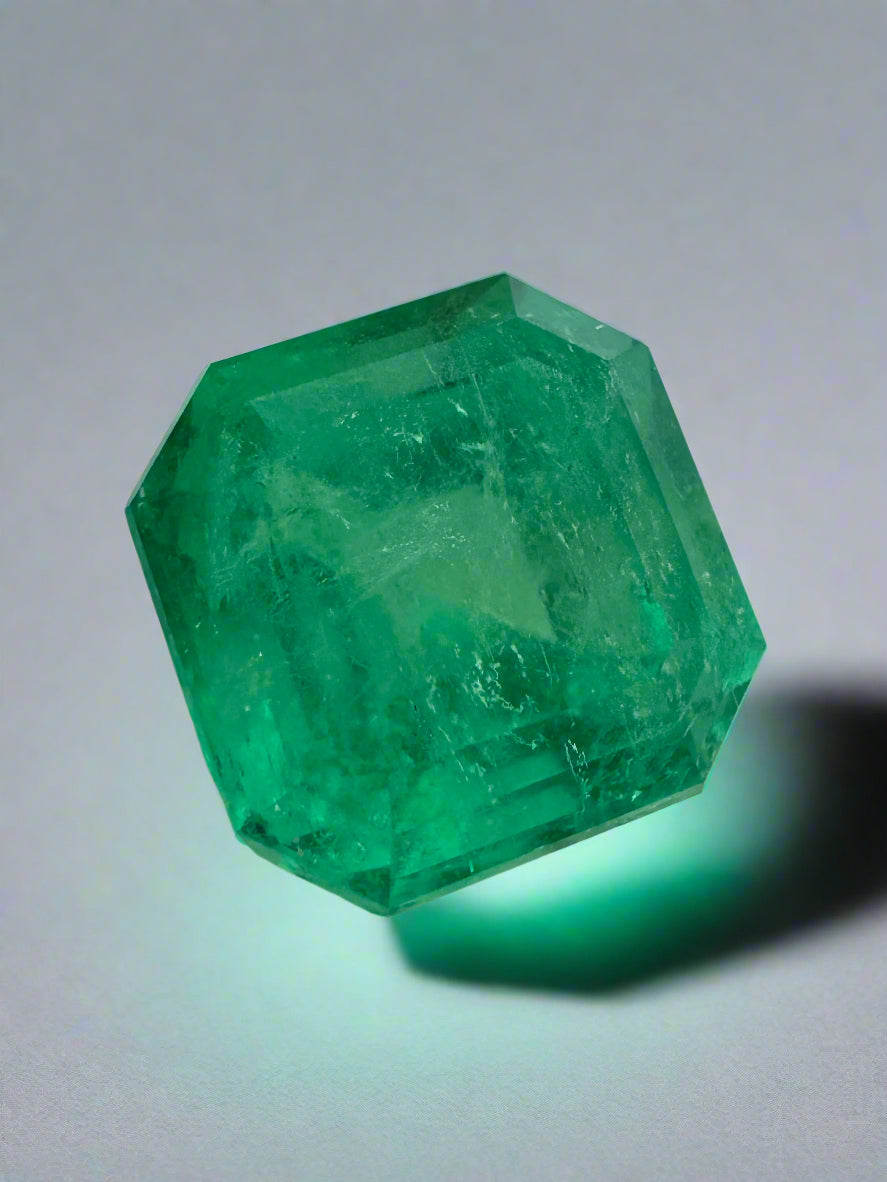 5.57 Carat 10x10mm Medium Yellowish Loose Colombian Emerald Asscher Cut Gemstone for Jewelry Making, Engagement Rings & Luxury Gifts