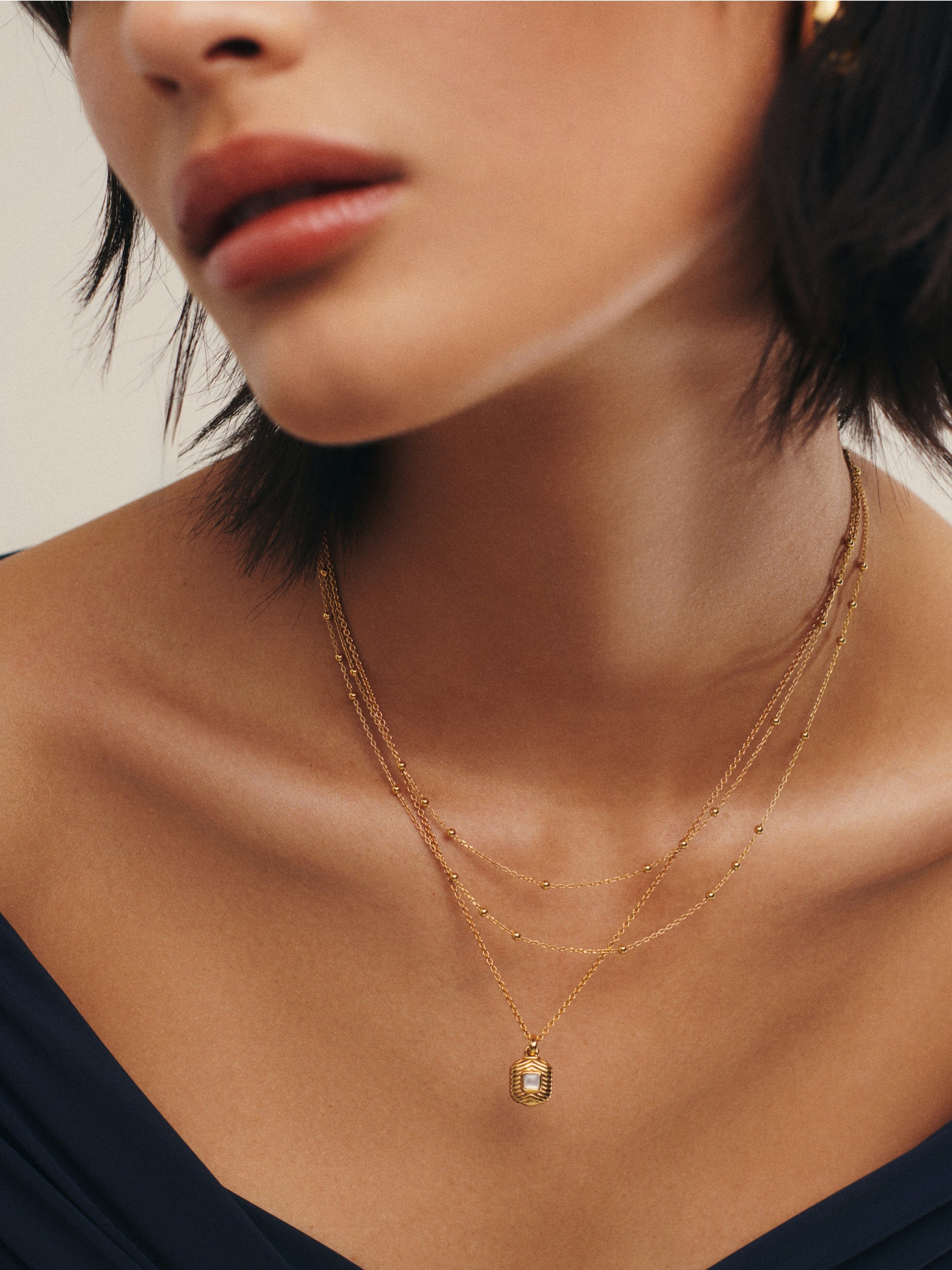 Personalized Engravable Square Ridge Mini Pendant Necklace for Women - Custom Name Jewelry Gift for Mom, Wife, Girlfriend - Perfect for Anniversaries, Birthdays & Special Occasions