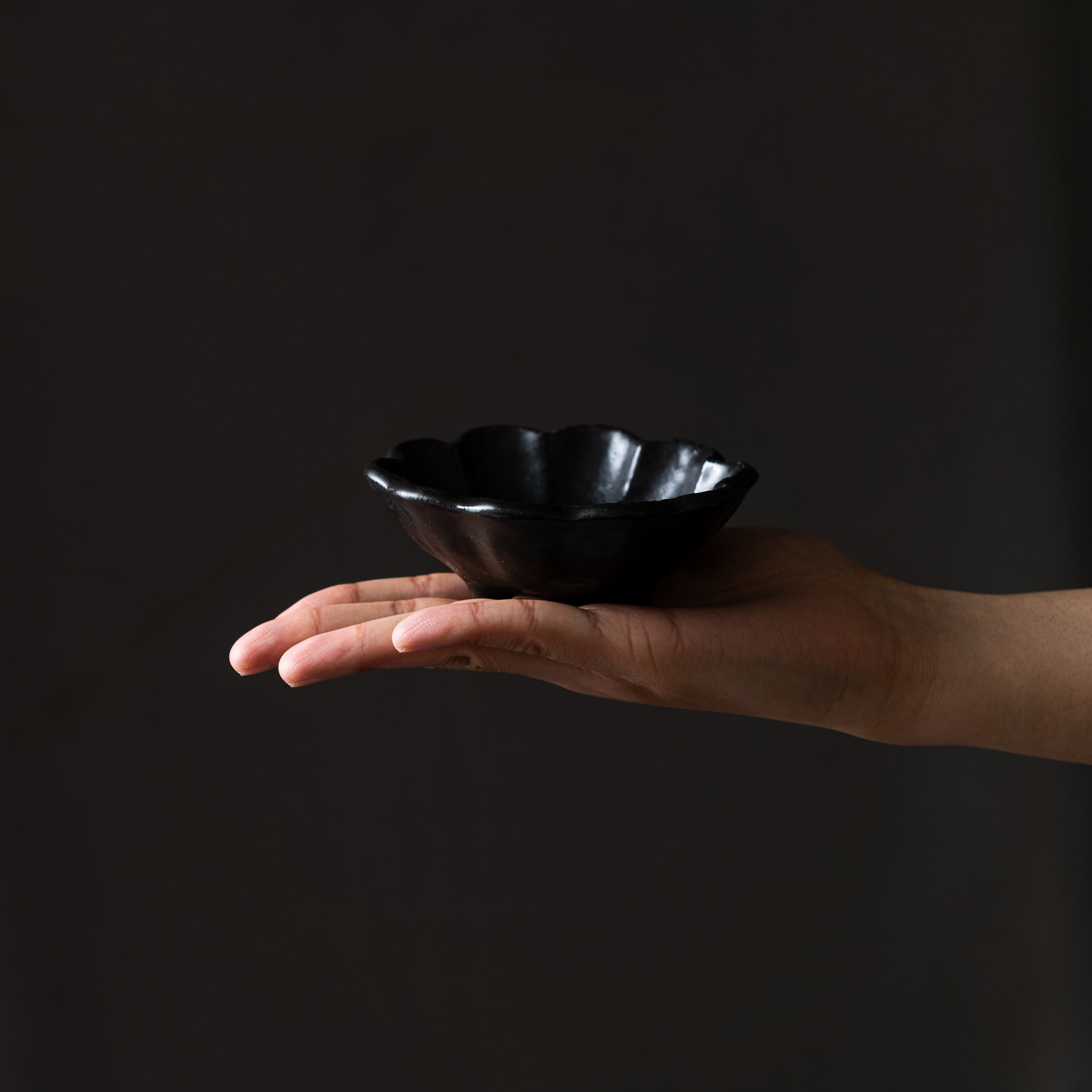Rinka Bowl - 10.5 cm Ceramic Rice Bowl Set of 4 (4 Colors) - Perfect for Asian Cuisine, Soup, Salad & Home Dining