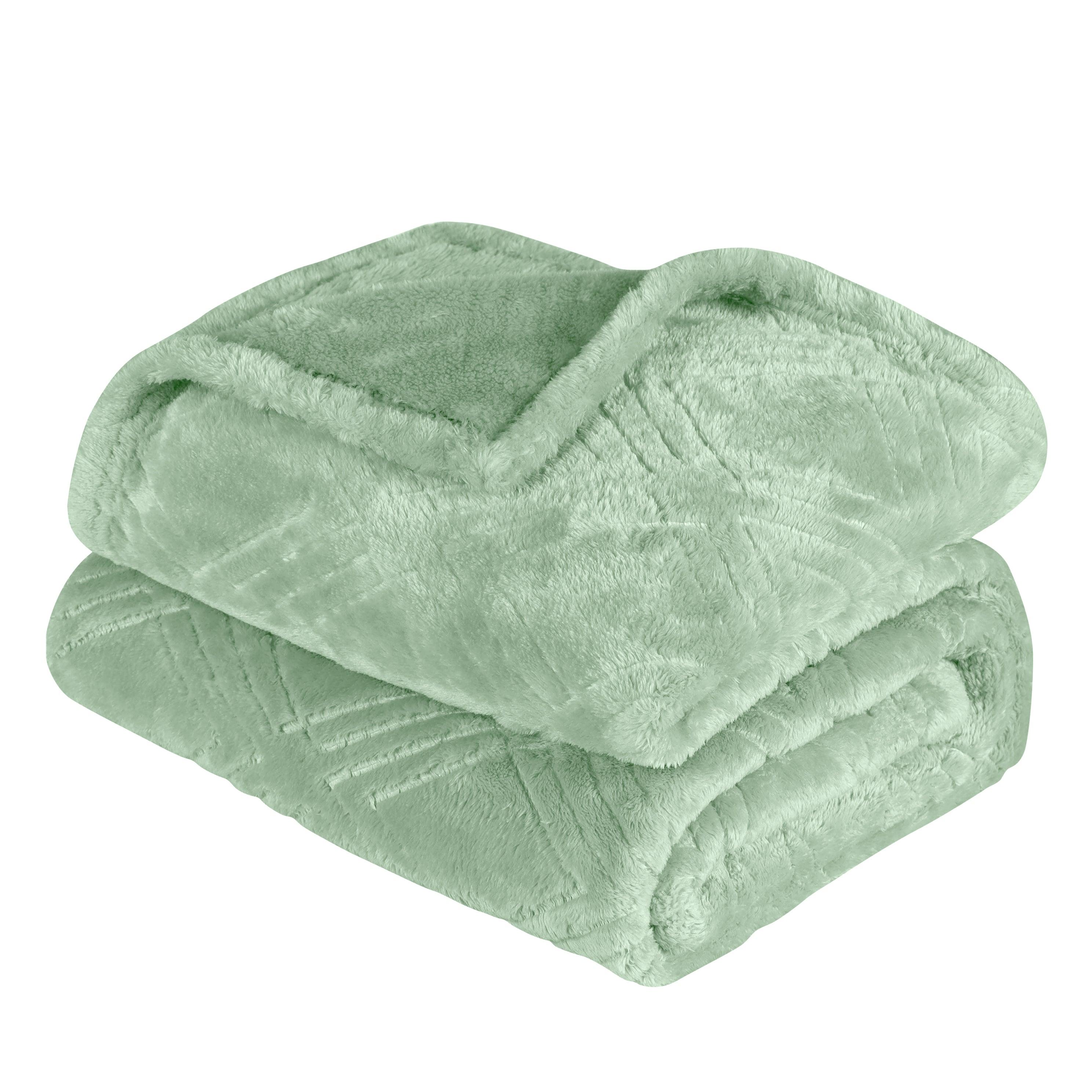 Alaska Diamond Fleece Plush Ultra Soft Fluffy Blanket - Cozy Warm Throw for Bed, Sofa & Winter Nights