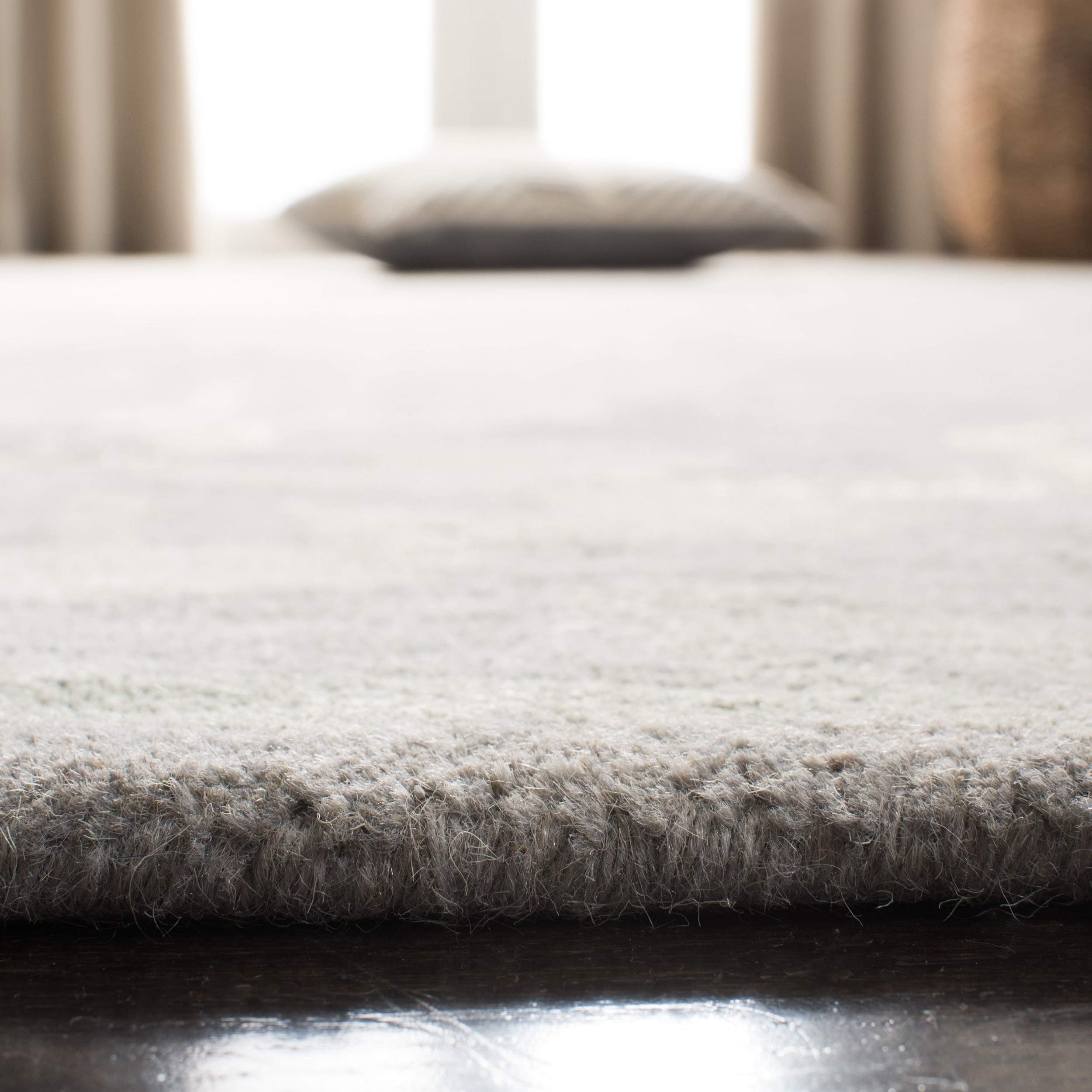 SAFAVIEH Jardin Collection 6'x6' Square Grey/Dark Grey Handmade Floral Premium Wool Area Rug - Perfect for Living Room, Bedroom & Home Decor (JAR463A)