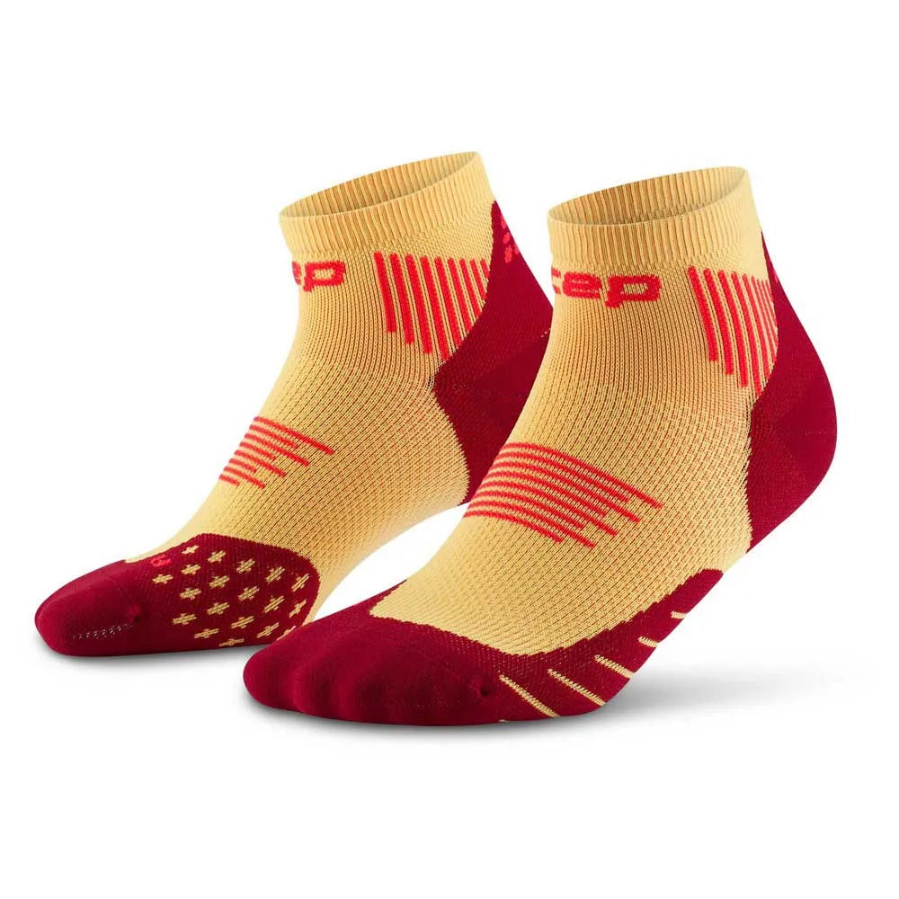 CEP Men's Running Socks Low Cut 5.0 - Breathable Performance Athletic Socks for Marathon & Training (Marigold/Burgundy) - Ideal for Jogging, Gym Workouts & Outdoor Sports