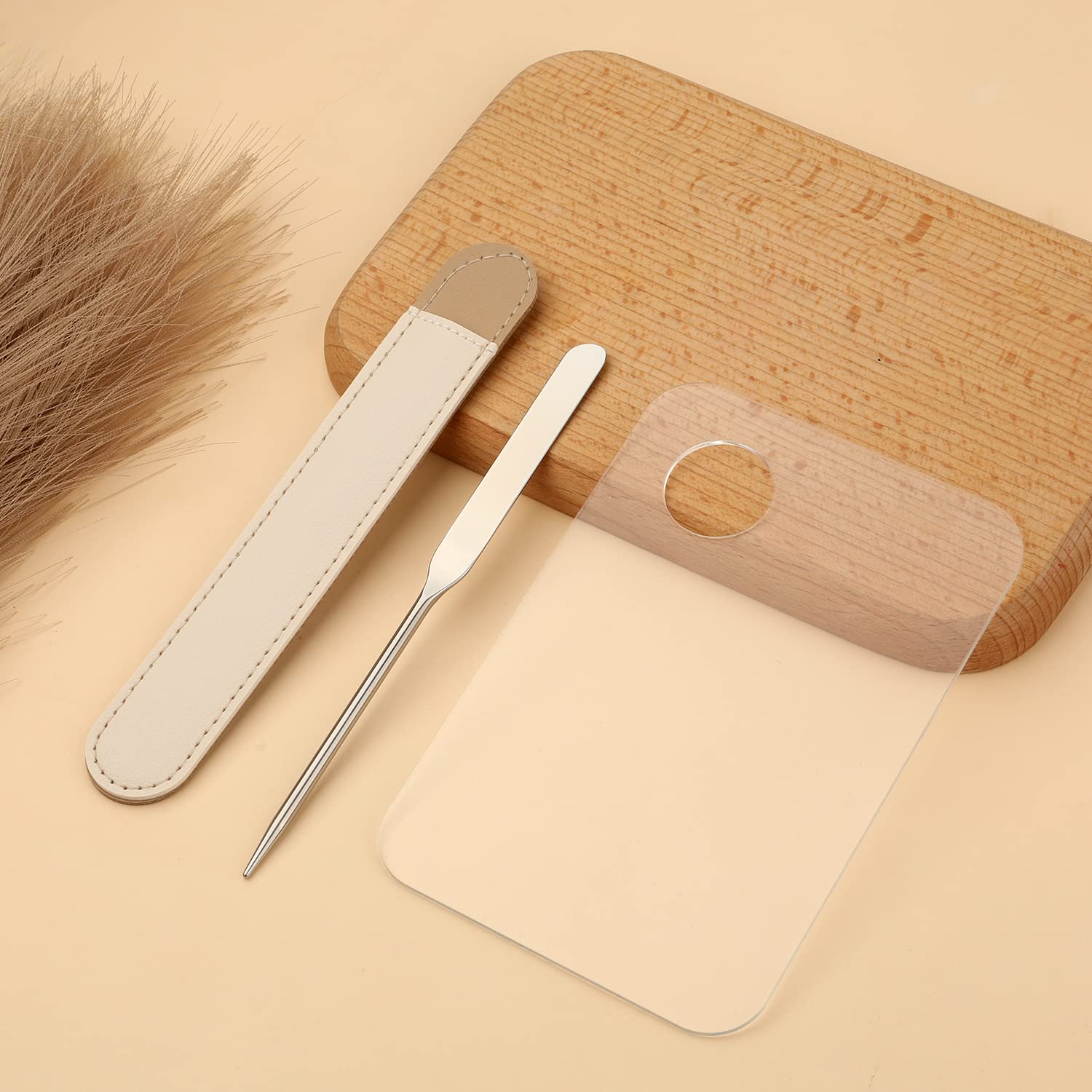 Professional Makeup Spatula Set - 3PCS Ergonomic Foundation Spatulas with Acrylic Mixing Palette for Liquid Foundation, Eyeshadow & Eyelash Application - Perfect for Makeup Artists & Beauty Enthusiasts at Home or Salon