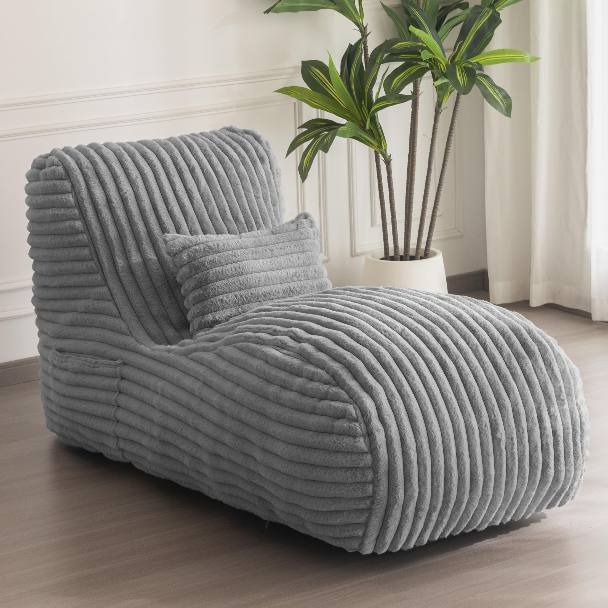 Ergonomic Velvet Chaise Lounge Chair with Pillow - Soft Fabric Floor Sofa for Bedroom & Living Room - Grey | MAXYOYO Comfortable Fainting Couch for Relaxing, Reading & Napping