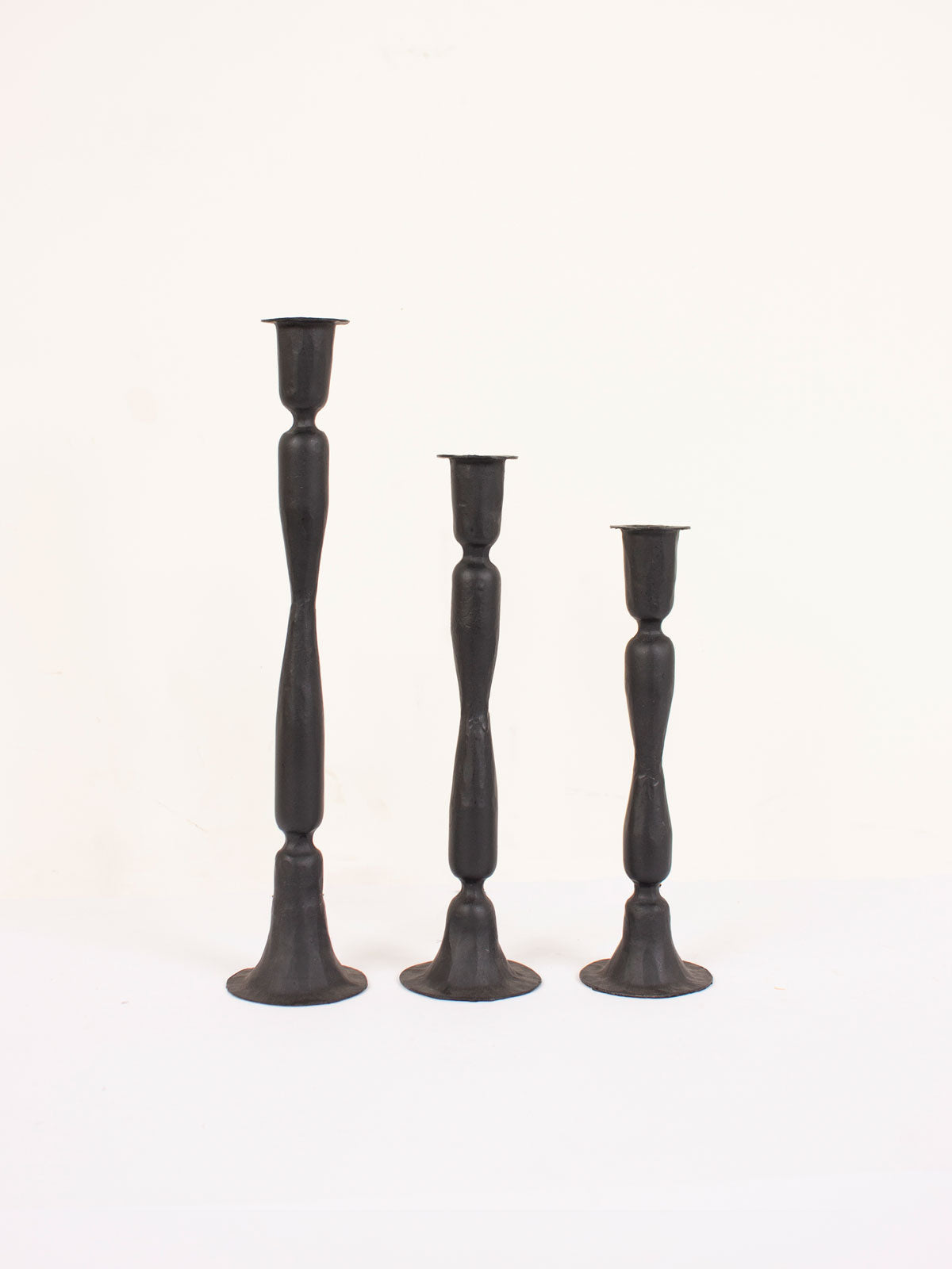 Elegant Bronte Candle Holder for Home Decor - Perfect for Romantic Dinners, Weddings & Relaxing Ambiance