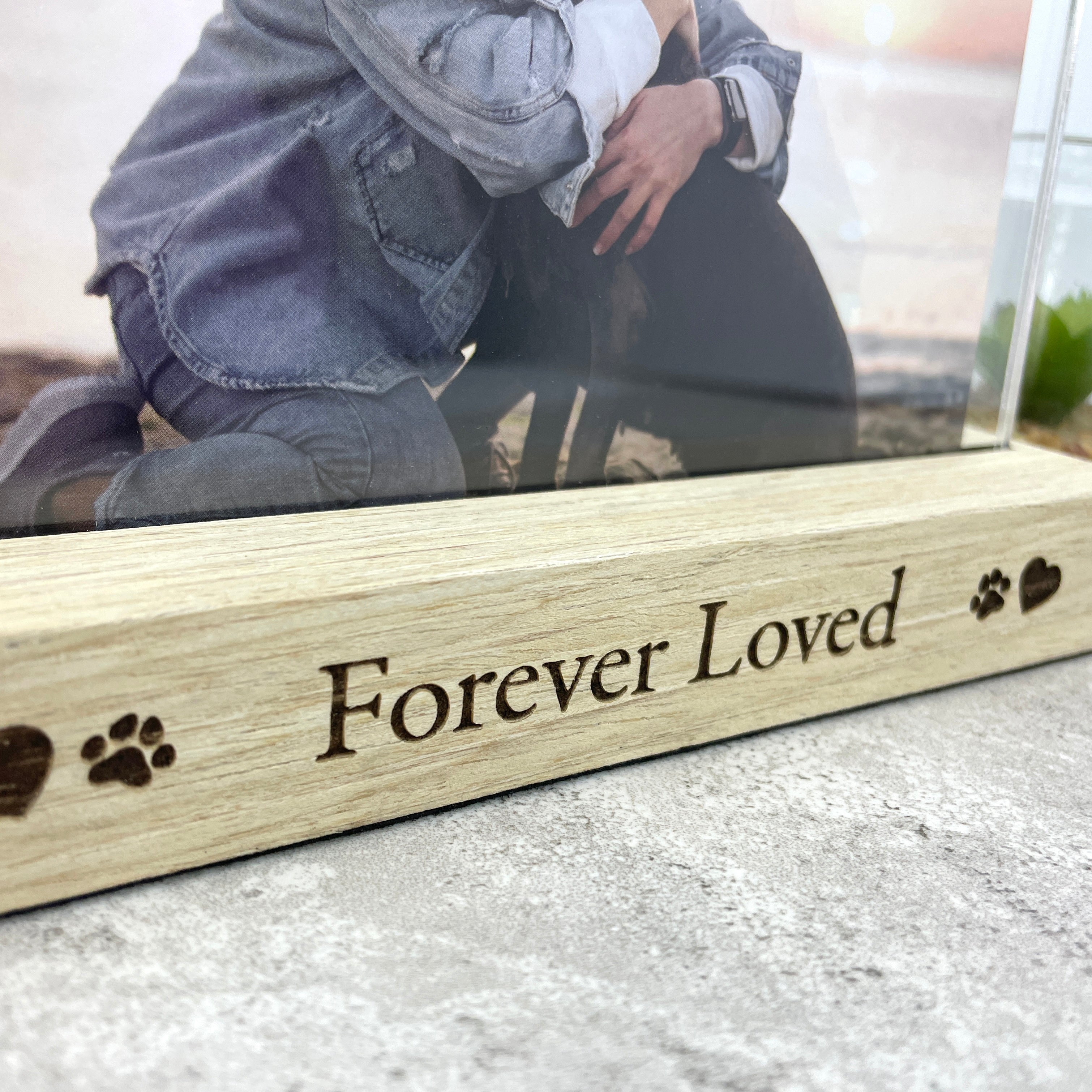 Forever Loved Pet Photo Frame - Personalized Memorial Picture Frame for Dogs & Cats - Perfect for Pet Loss Gifts, Home Decor, and Cherishing Memories