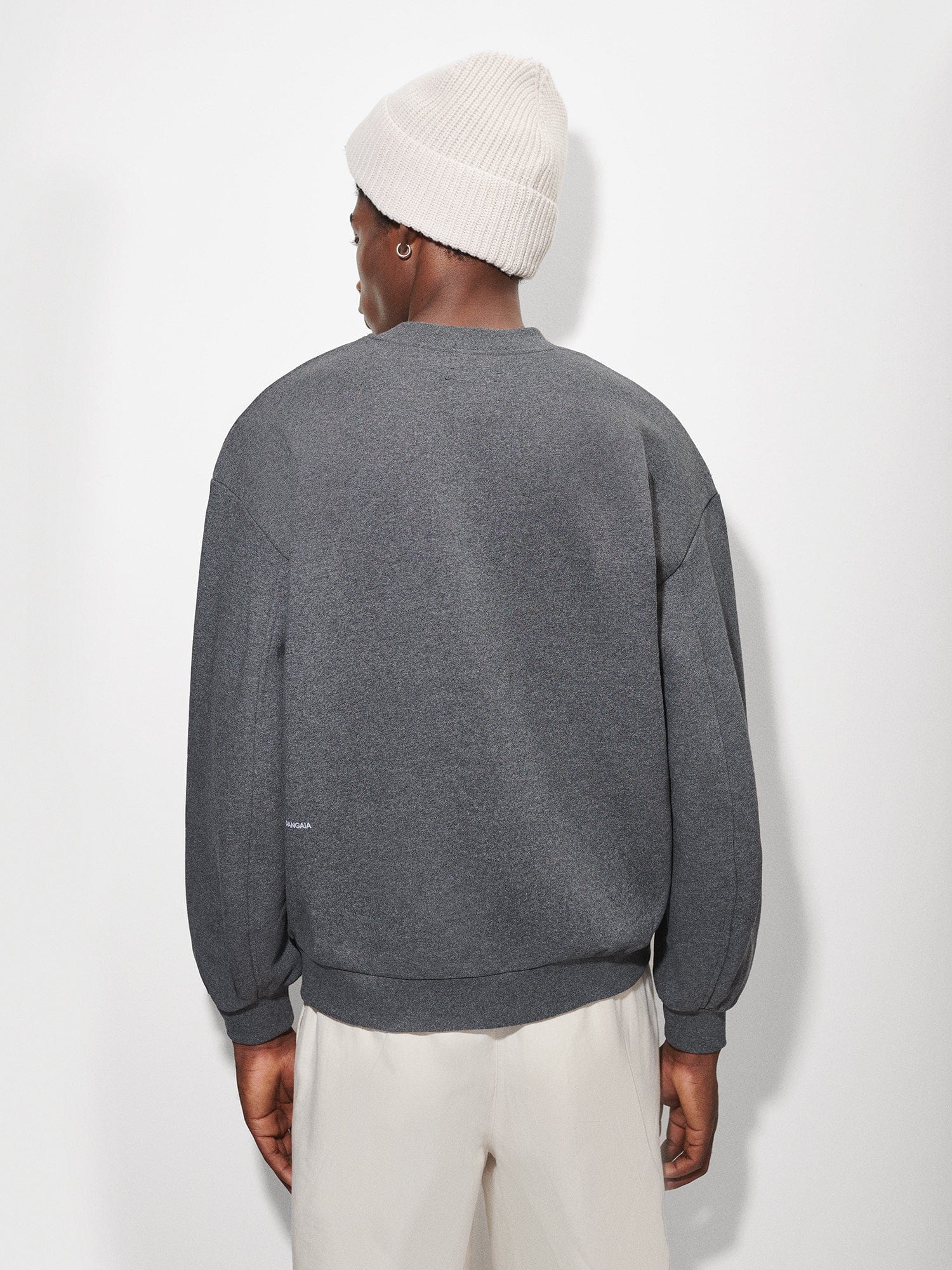 Eco-Friendly Men's Reclaimed Cotton Sweatshirt - Charcoal Grey | Sustainable Casual Wear for Everyday Comfort & Street Style