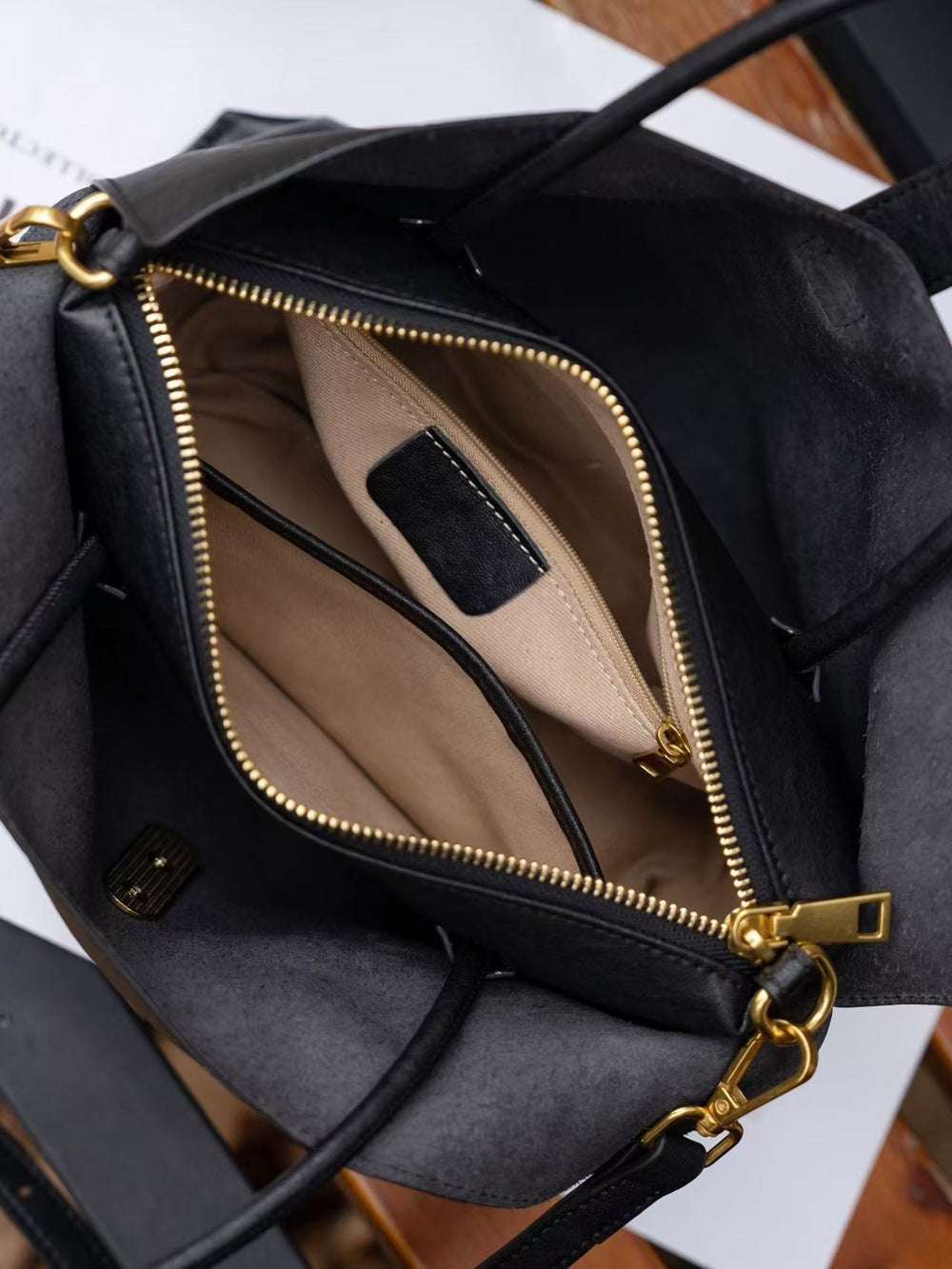 Stylish Genuine Leather Handbag for Women - Trendy Crossbody & Shoulder Bag - Perfect for Work, Travel & Everyday Use