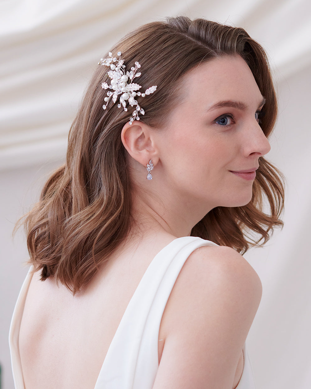 Melina Pearl Hair Comb - Elegant Bridal & Wedding Hair Accessories for Women - Perfect for Updos, Braids, and Special Occasions