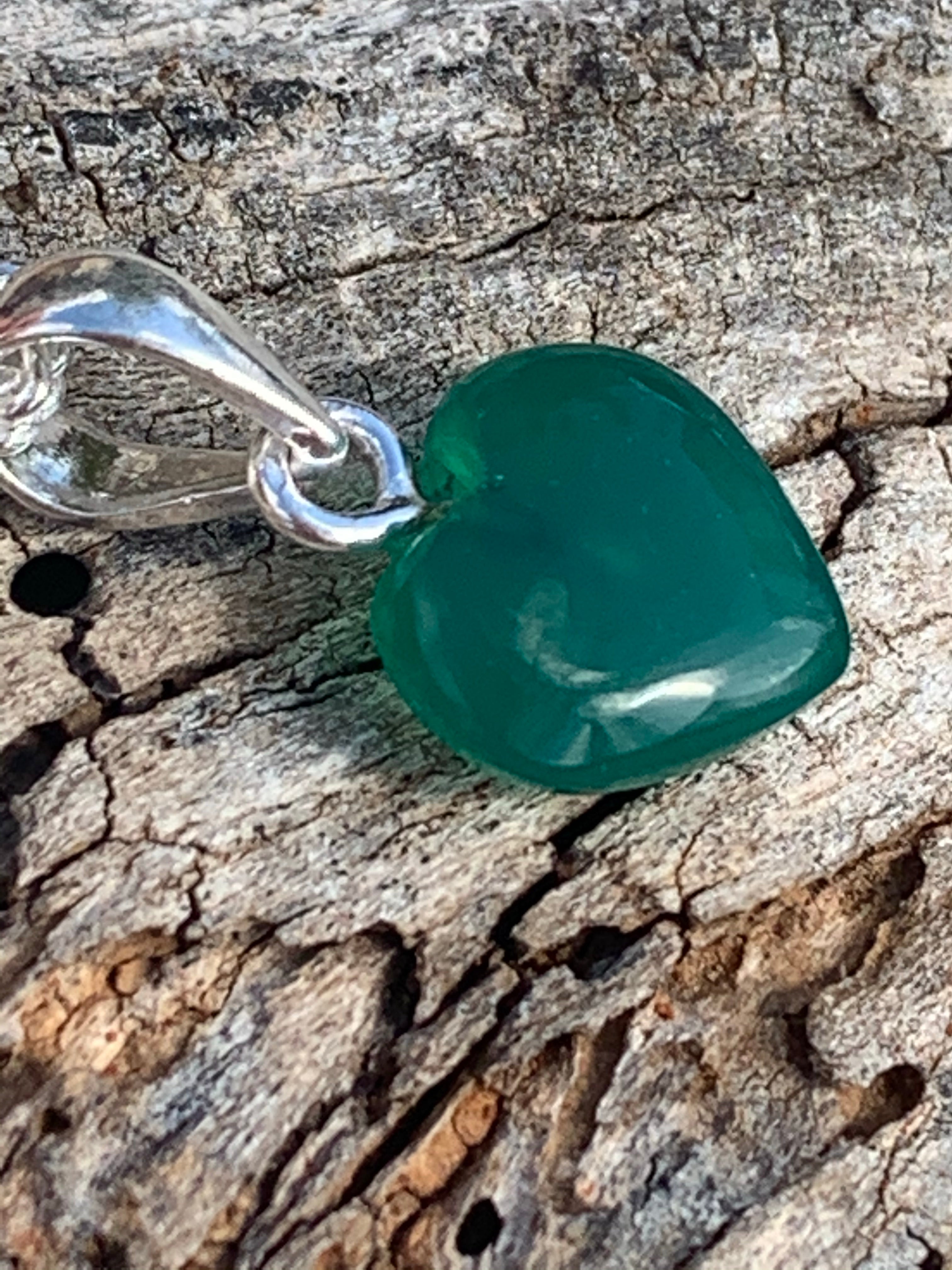 Heart Gemstone Necklace for Women - Elegant Jewelry Gift for Valentine's Day, Anniversary & Special Occasions | Perfect for Date Nights, Weddings & Romantic Outfits
