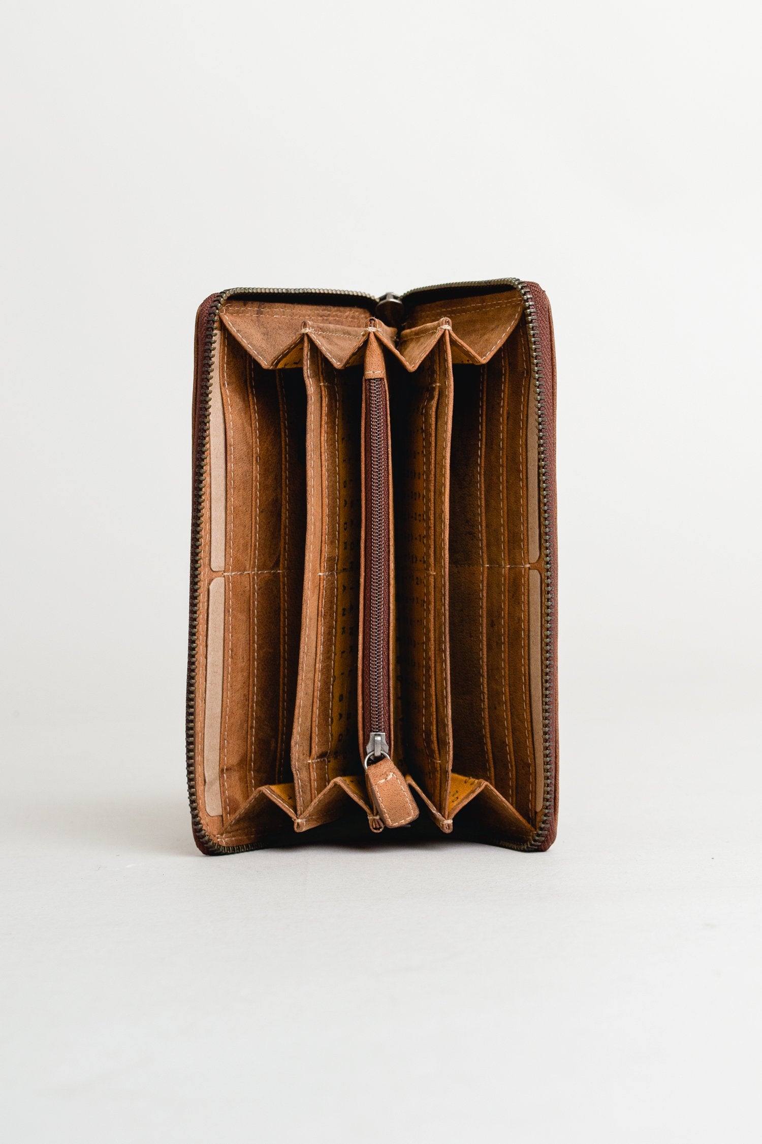Premium Adrian Klis 290 Single Zip Buffalo Leather Wallet for Men - Slim RFID Blocking Bifold Wallet with Money Clip - Perfect for Travel, Business & Everyday Use