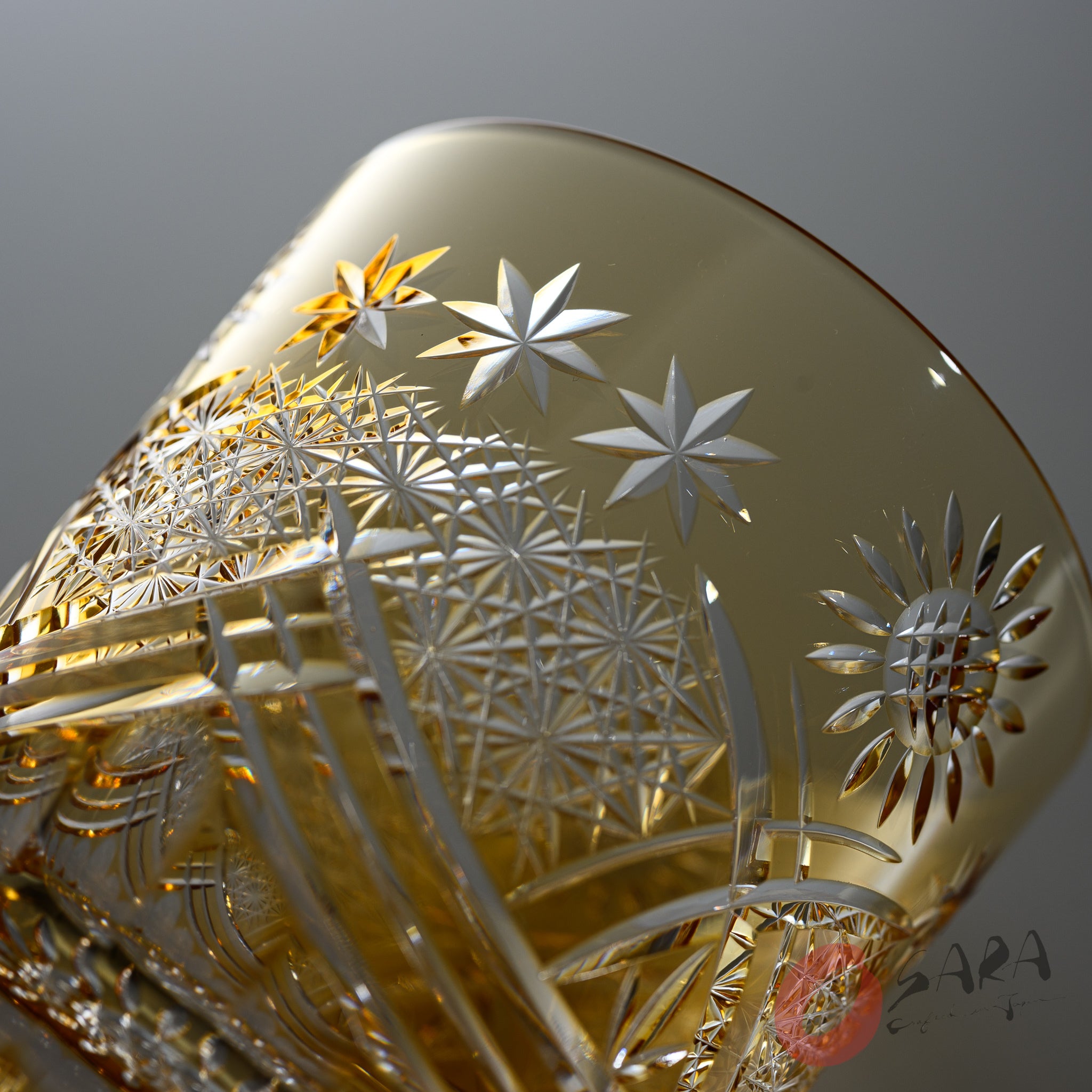 KAGAMI x OSARA Collaboration Crystal Rock Glass - Sunflower Design, Premium Whiskey Tumbler for Bourbon, Scotch & Cocktails - Elegant Barware for Home & Gifts