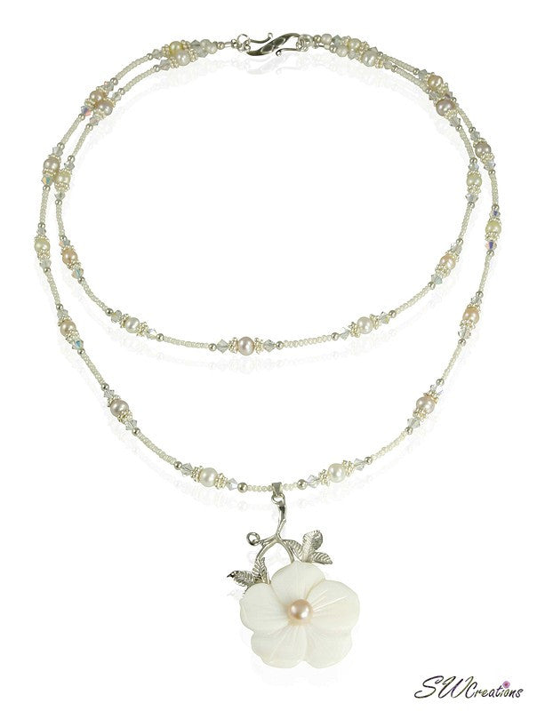 Elegant Floral Mother of Pearl Beaded Necklace for Women - Handmade Pearl Jewelry Gift for Wedding, Party & Special Occasions