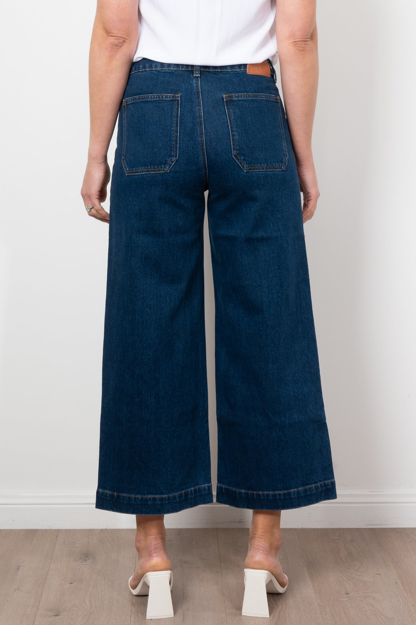 Zoe Kratzmann Women's High-Waisted Distressed Skinny Jeans - Trendy Stretch Denim Pants for Casual Wear & Night Out