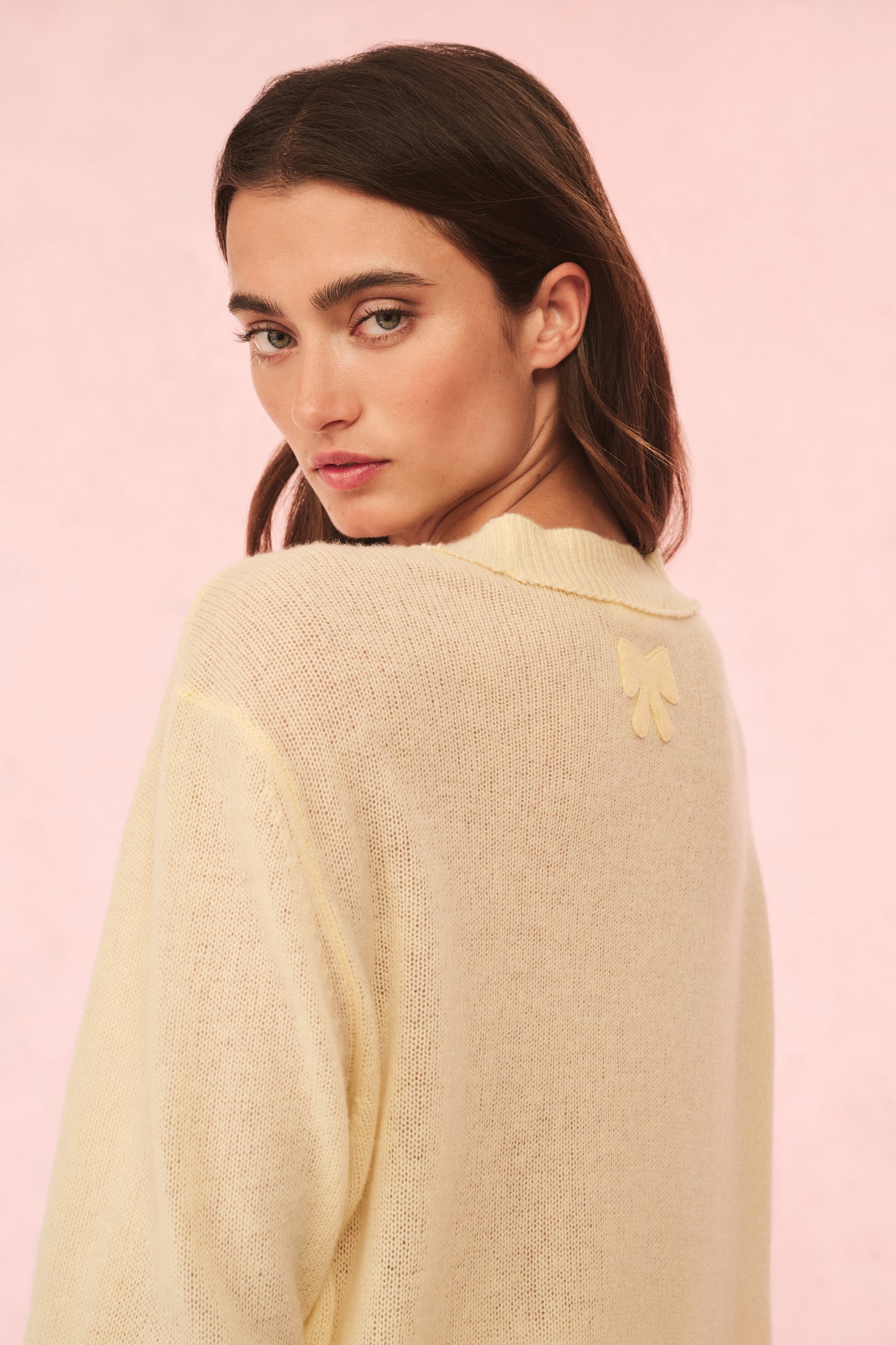 Luxury Apple Cashmere Cardigan for Women - Soft & Warm Winter Sweater - Perfect for Office, Travel & Casual Outfits