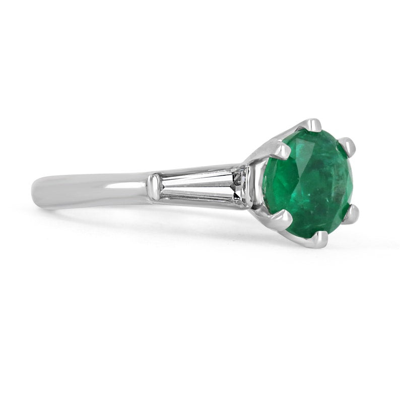 2.50tcw Natural Emerald Round Cut & Tapered Baguette Diamond Three Stone Ring – Vintage Style Engagement Ring for Women, Wedding Gift, Anniversary Jewelry – Perfect for Bridal, Evening Wear & Special Occasions