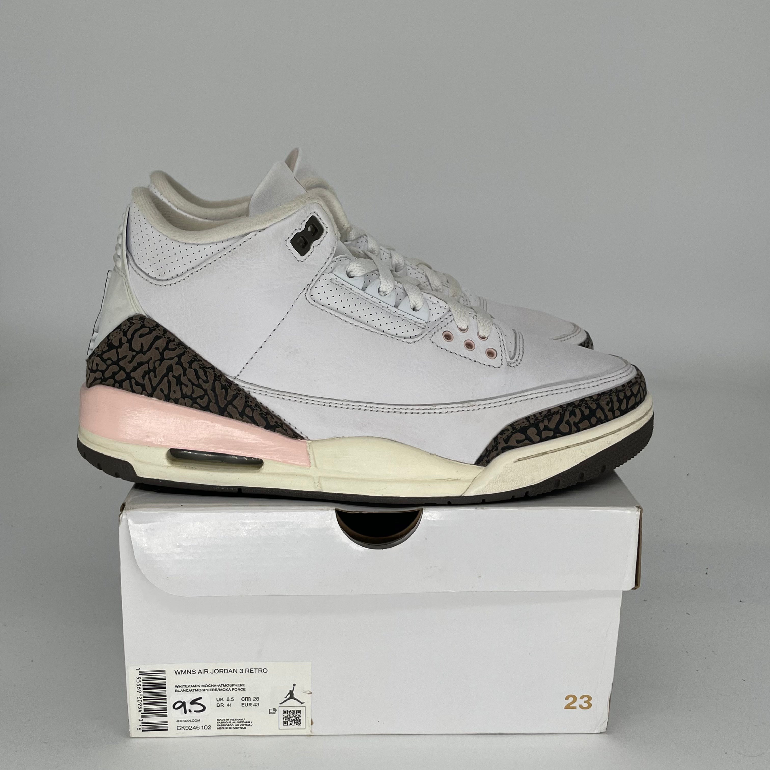 AIR JORDAN 3 Retro Neapolitan Women's Sneakers Size 9.5/11W - Style CK9246-102 | Basketball Shoes for Women, Casual Streetwear Fashion for Daily Outfits & Gym Wear