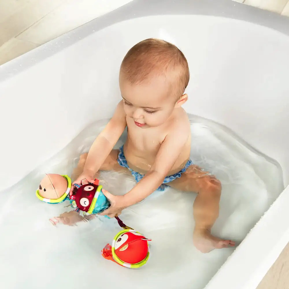 Lilliputiens 3-Pack Soft Bath Balls for Babies & Toddlers - Fun & Safe Bathtime Toys for Sensory Play and Early Learning