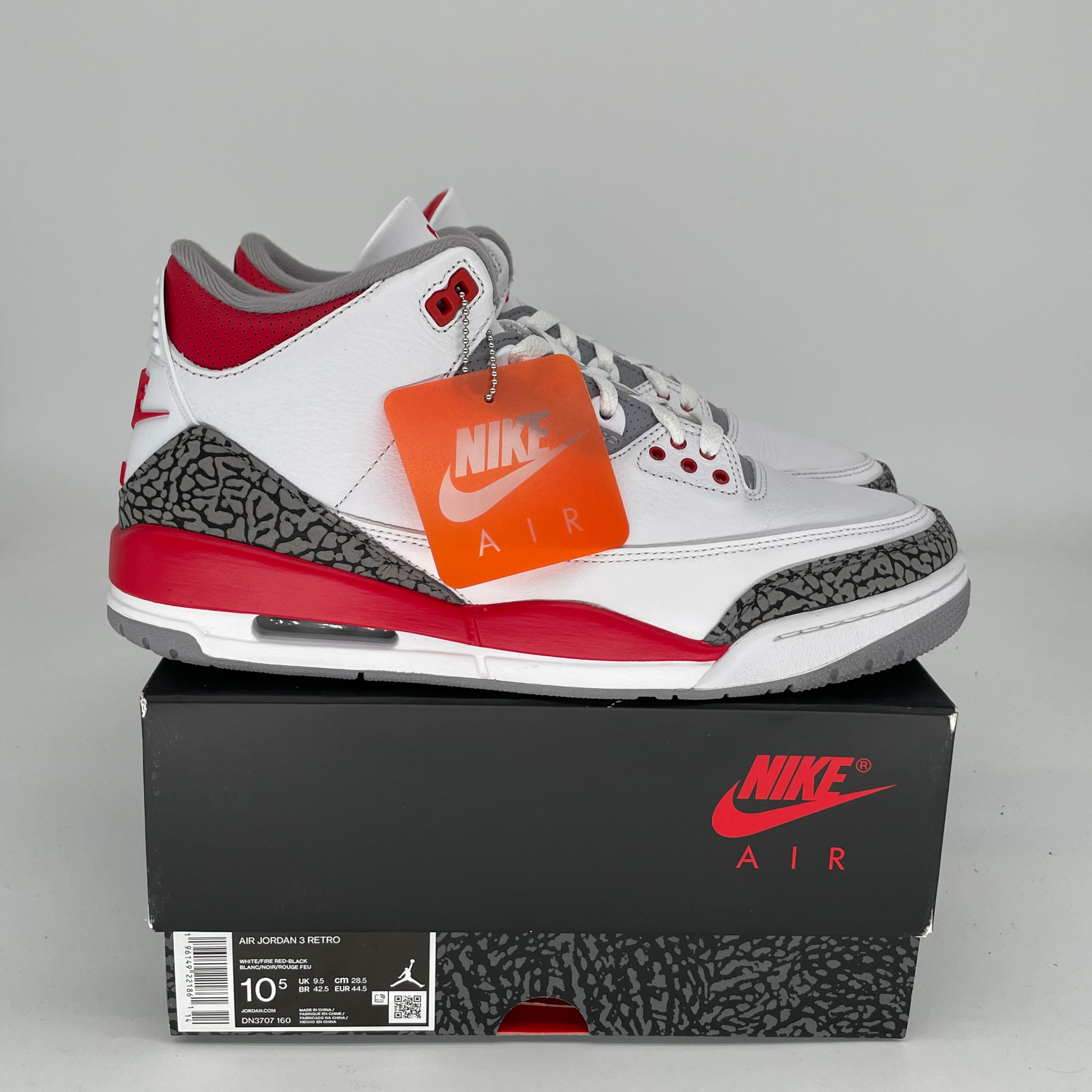 AIR JORDAN 3 Retro Fire Red Men's Basketball Shoes Size 10.5 DN3707-160 - Perfect for Sneaker Collectors & Streetwear Fashion