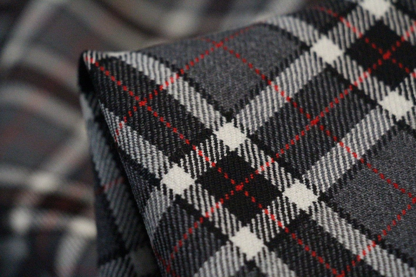 Busini Tartan Plaid Scarf - Soft & Warm Wool Blend Wrap for Women & Men - Perfect for Fall, Winter & Outdoor Activities