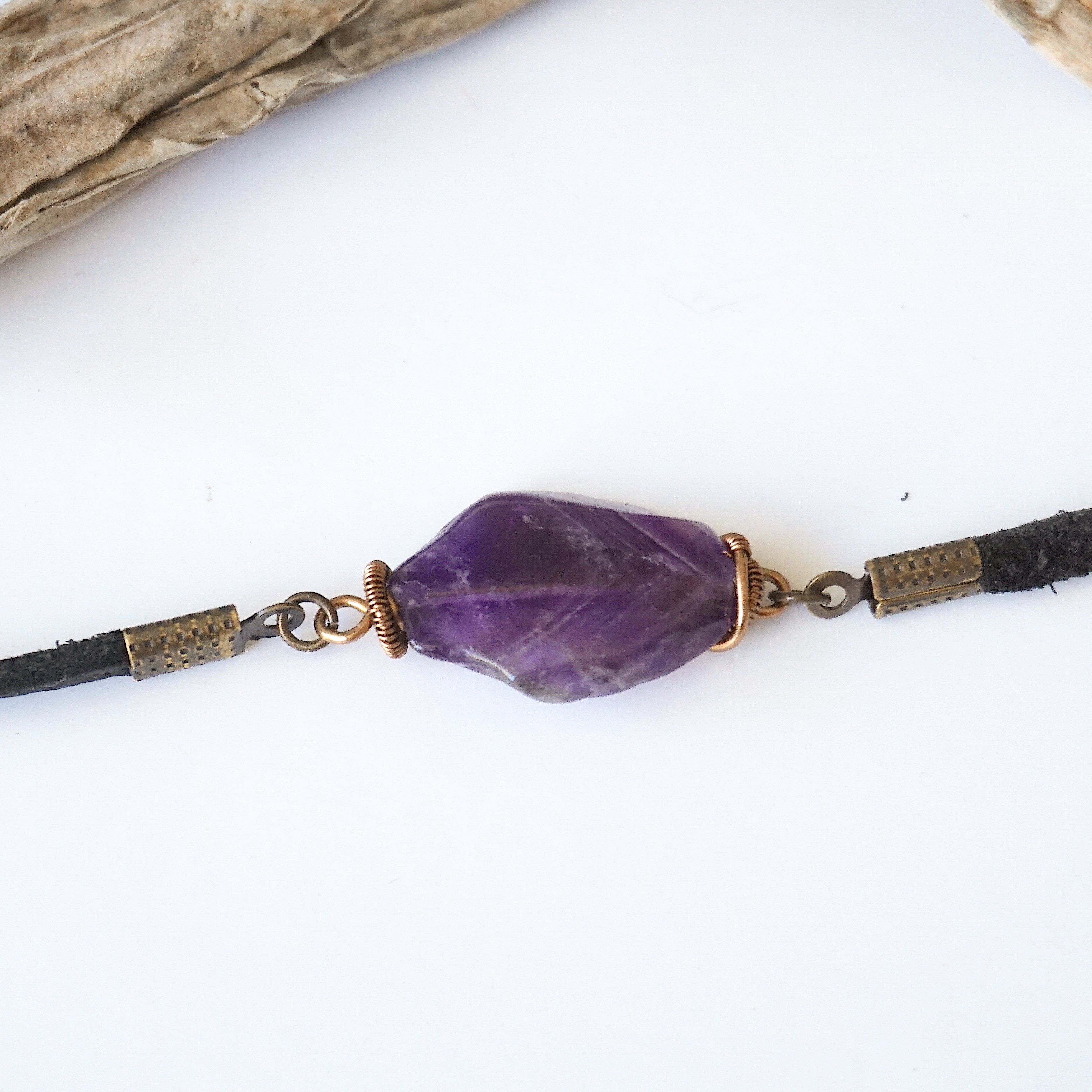 Amethyst Black Leather Bracelet for Women – Handmade Adjustable Crystal Healing Jewelry for Meditation, Yoga & Spiritual Gifts