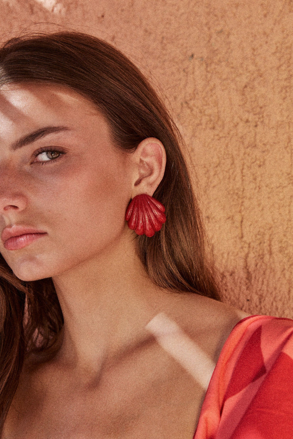 Stylish Red Shell Earrings for Women - Trendy Boho Beach Jewelry - Perfect for Summer Vacations, Weddings & Casual Outings