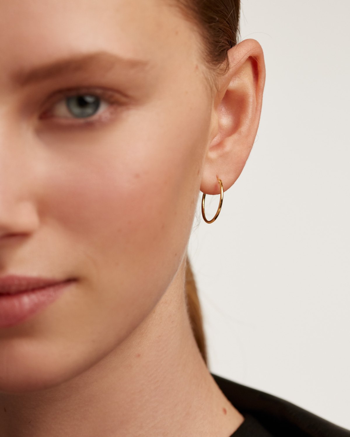 GRID Medium Hoops Gold Earrings for Women - 14K Gold Plated Minimalist Hoop Earrings - Perfect for Everyday Wear, Office, and Special Occasions