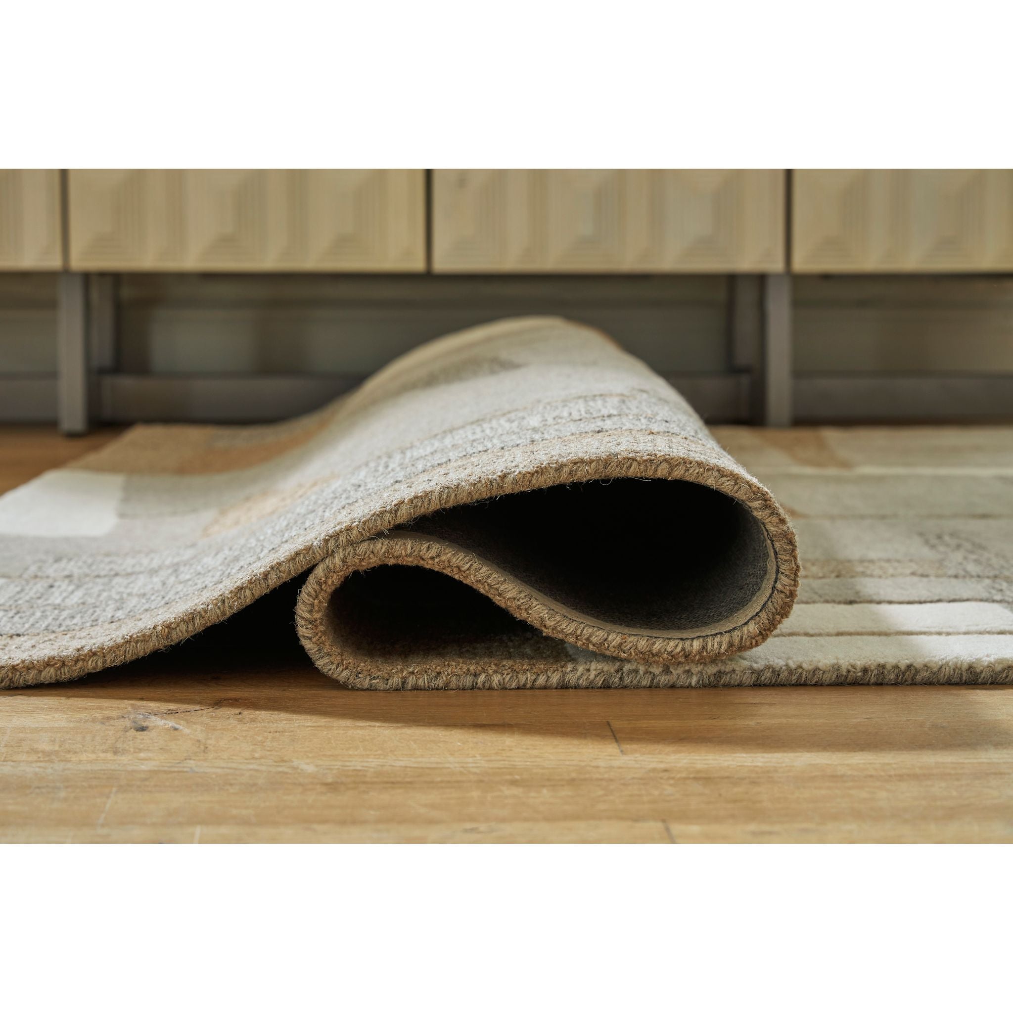 Stylish Abbotton Area Rug - Soft & Durable Non-Slip Living Room Carpet - Perfect for Bedroom, Office, and Home Decor