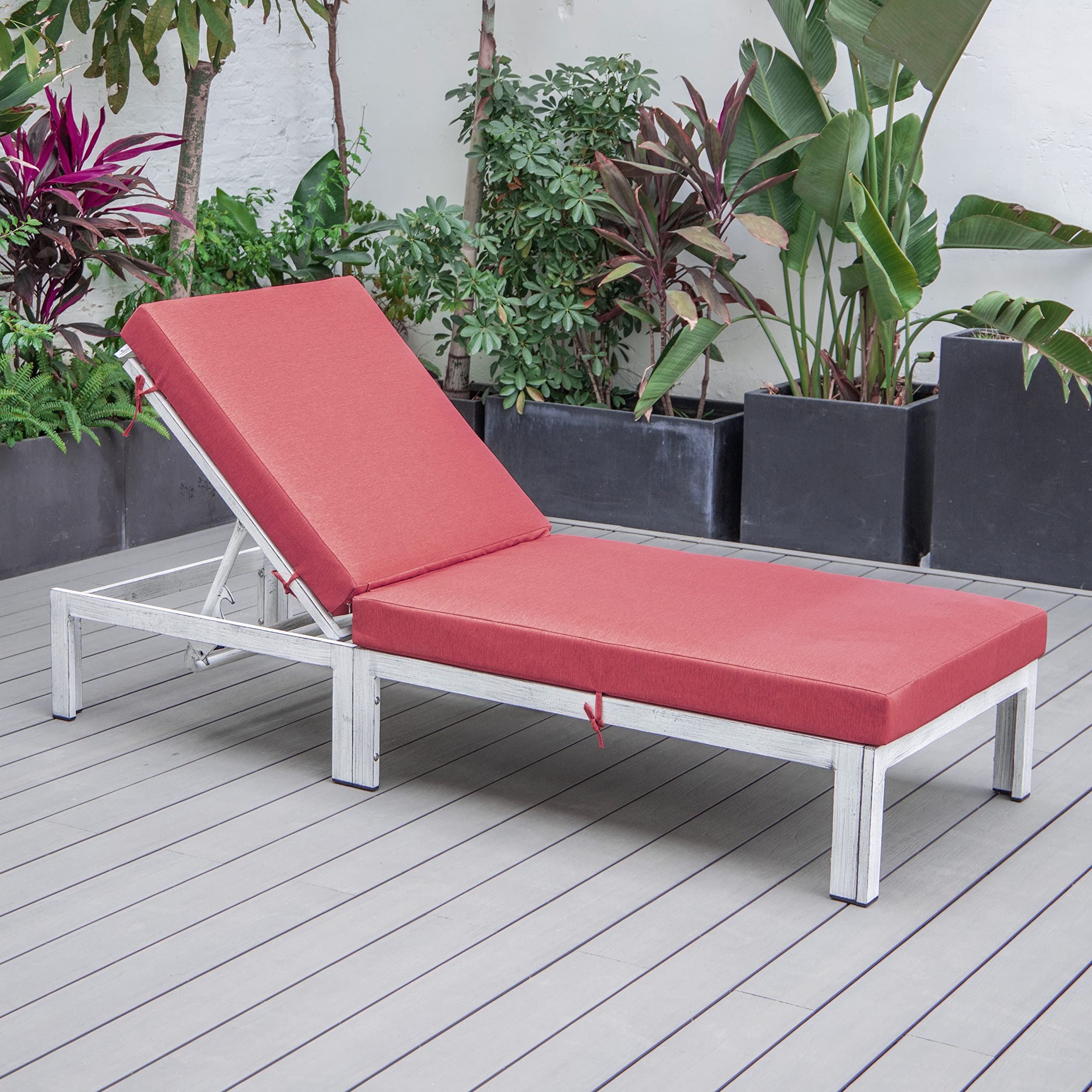 LeisureMod Chelsea Modern Weathered Grey Aluminum Chaise Lounge - Outdoor Patio Chair with Cushions (Red) - Perfect for Poolside Relaxation, Garden Lounging & Backyard Decor