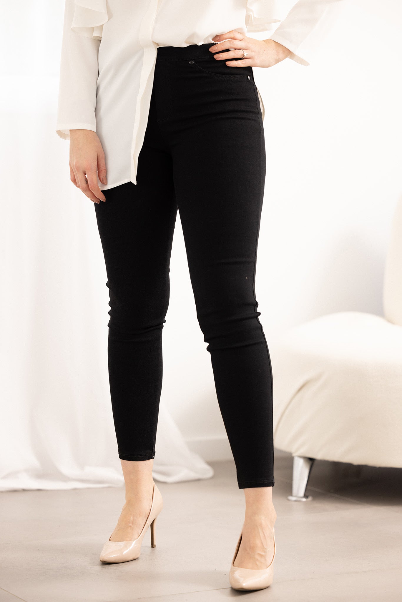 Stretchy Denim Pants for Women - Comfortable High Waist Skinny Jeans with Elastic Waistband | Perfect for Casual Wear, Office & Everyday Outfits
