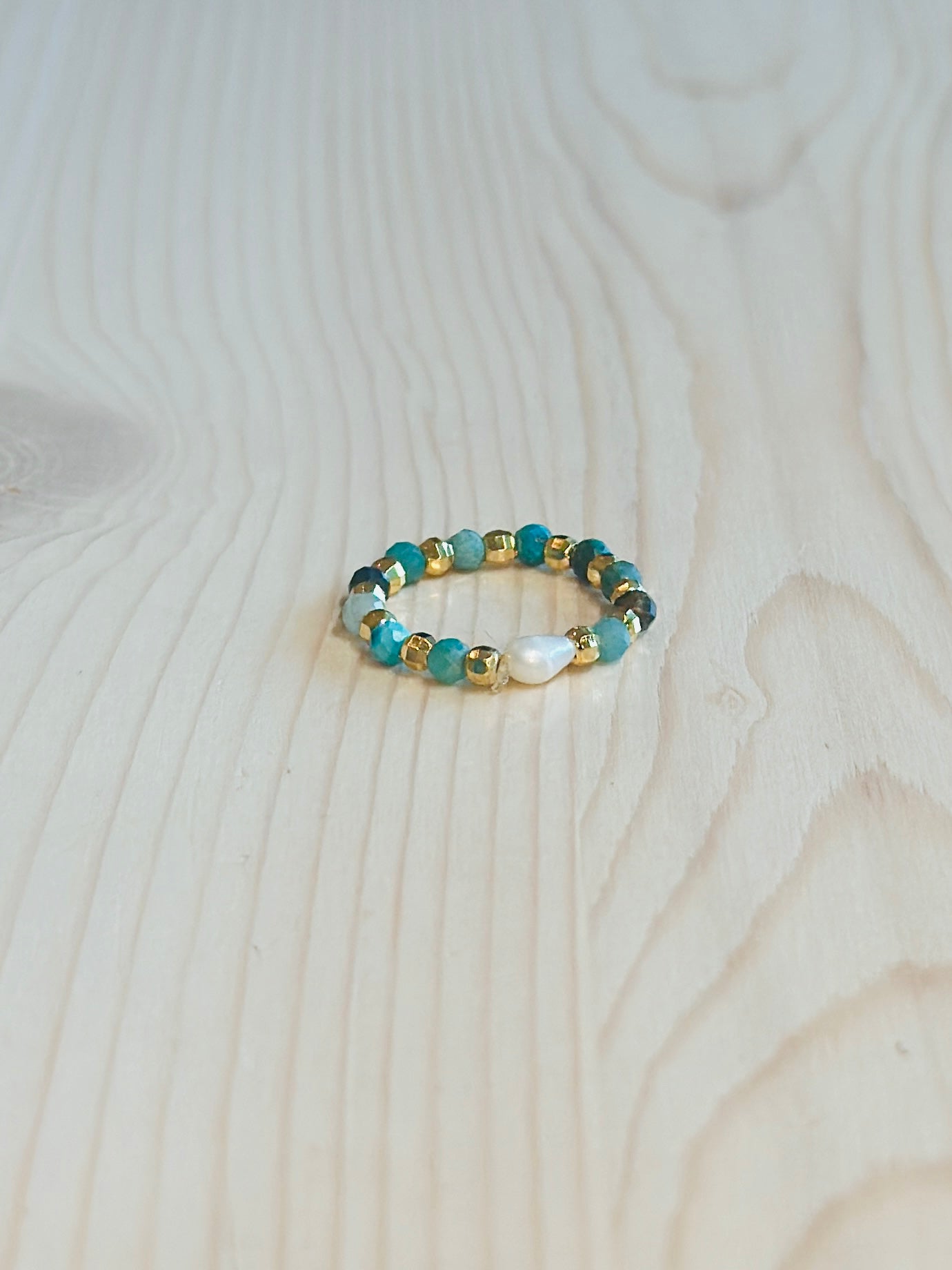 Gemstone & Pearl Stretch Ring - Adjustable Stackable Boho Jewelry for Women - Perfect for Everyday Wear, Parties & Special Occasions