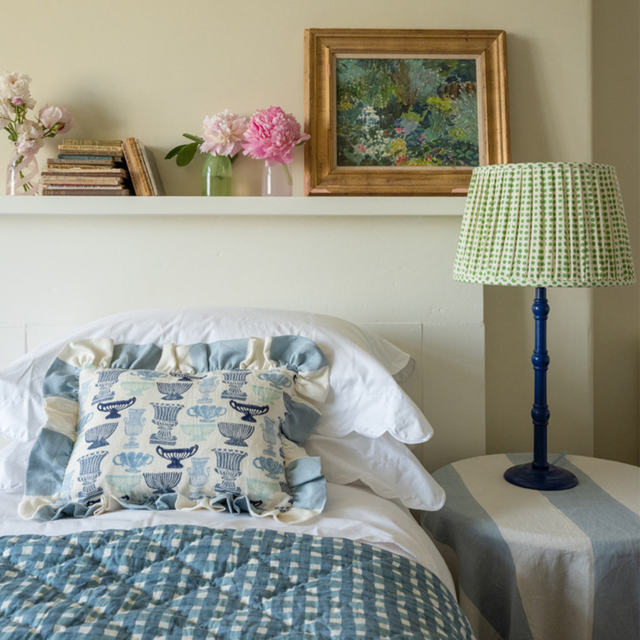 Elegant Pleated Seed Grass Lampshade - Large Size for Living Room, Bedroom & Office Decor
