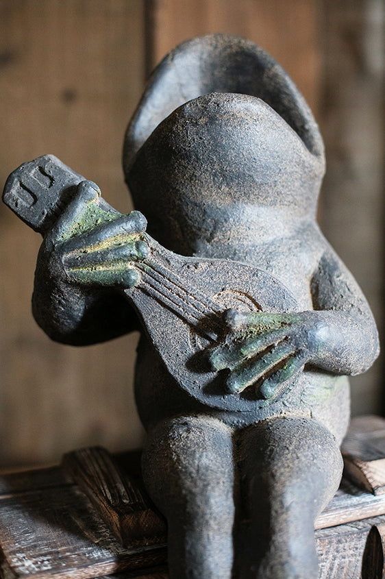 Modern Frog Garden Statues - Unique Outdoor Animal Sculptures for Garden Decor | Cute Frog Flower Pots & Creative Villa Landscaping Ideas | Perfect for Patio, Yard & Outdoor Garden Decoration