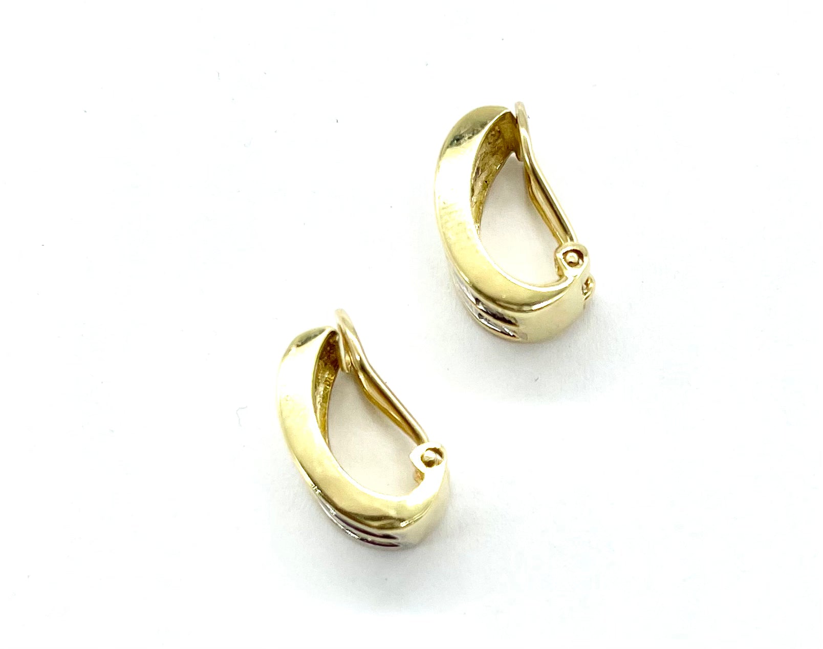 Clip On Diamond Earrings for Women - Hypoallergenic Cubic Zirconia Studs - Perfect for Weddings, Parties & Special Occasions