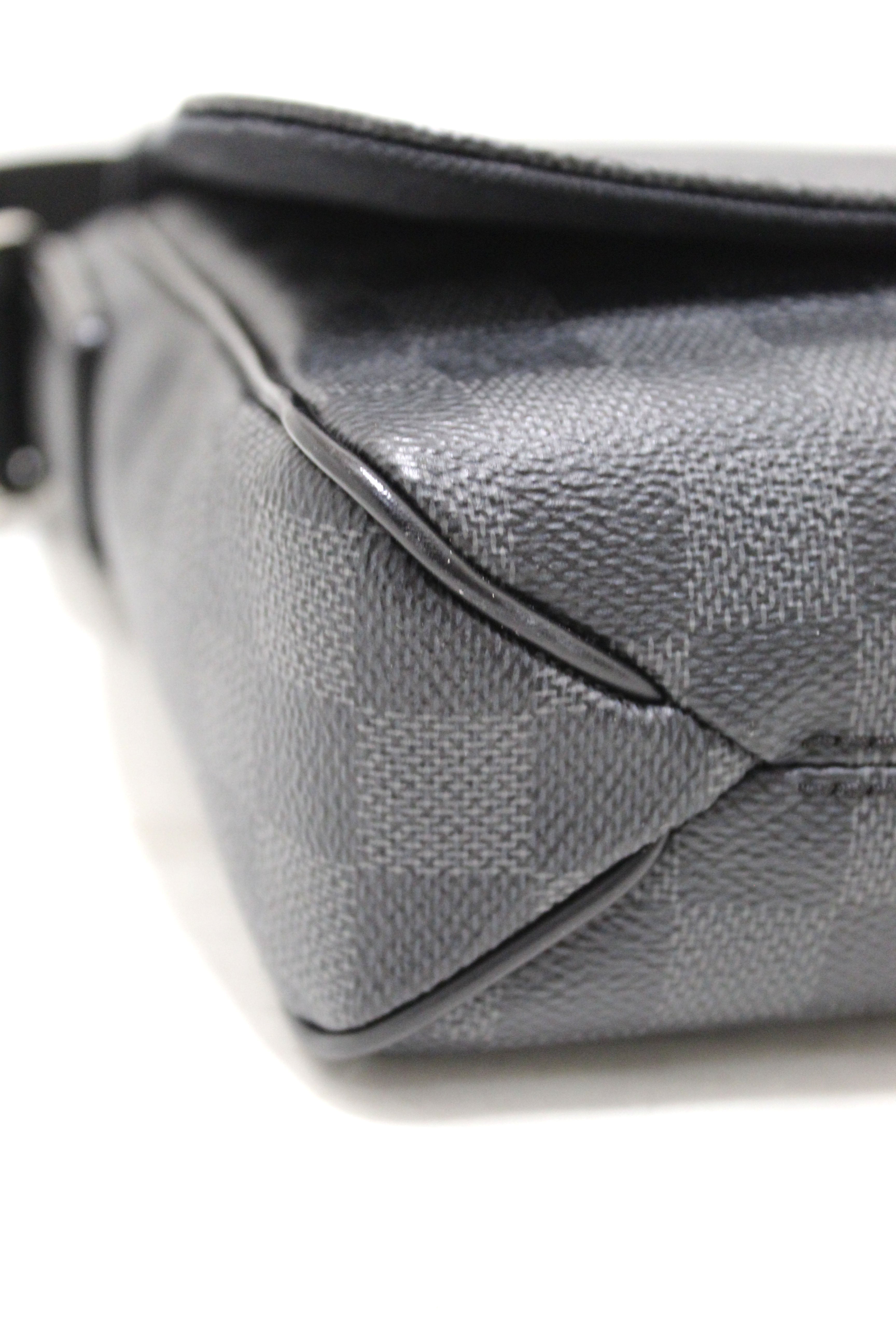 Authentic Louis Vuitton Damier Graphite District PM Messenger Bag for Men - Luxury Crossbody Shoulder Bag - Business Travel & Everyday Use