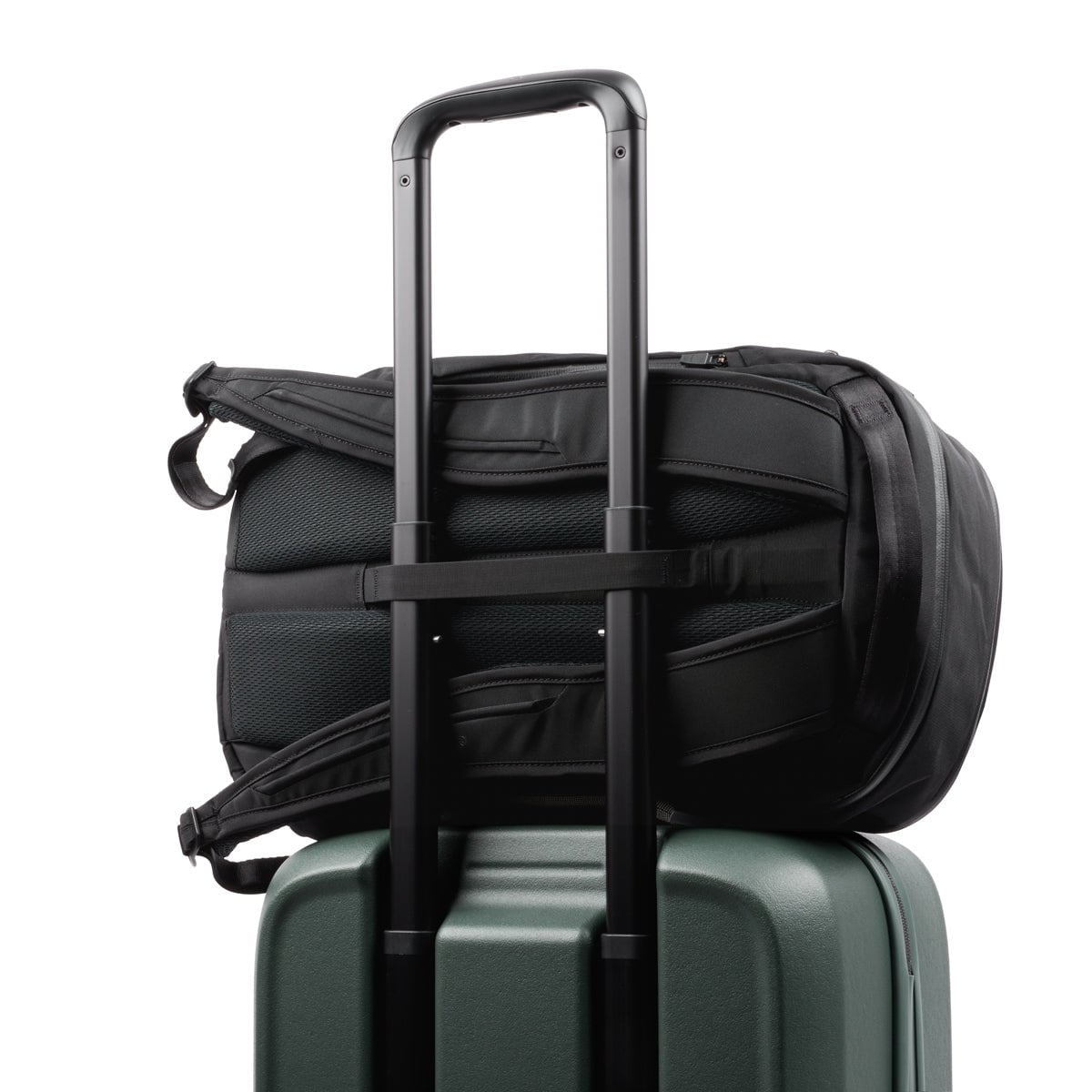 Bellroy Transit Carry On Plus Luggage - Premium Expandable Travel Suitcase for Business & Vacation - Lightweight Durable Spinner Luggage with TSA Lock & Smart Storage (Perfect for Air Travel & Weekend Getaways)