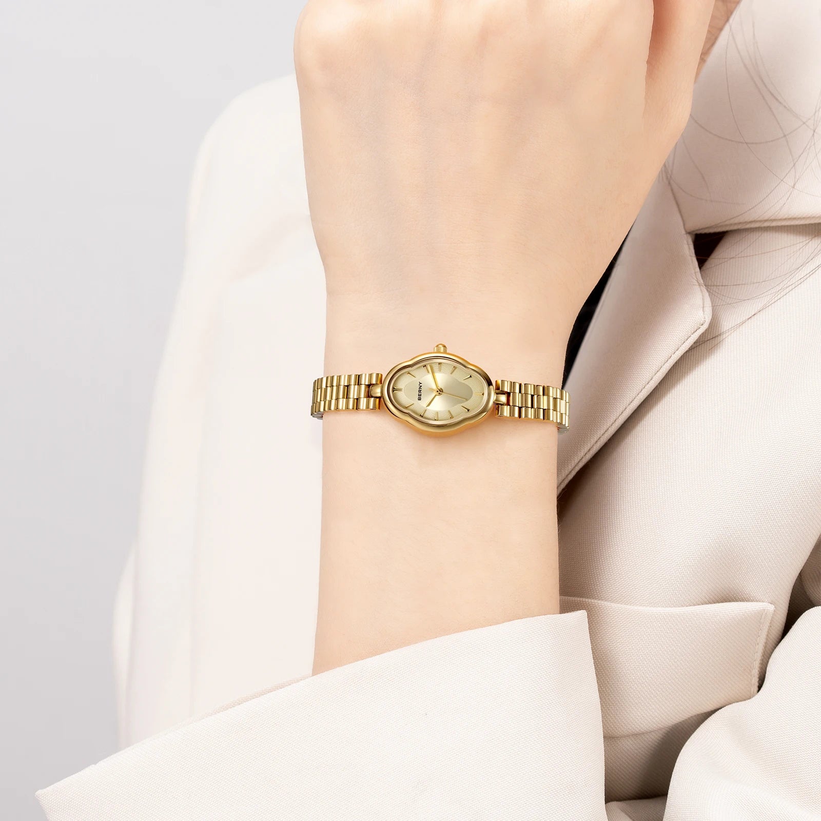 Golden Moments - Elegant Jewelry for Special Occasions | Perfect for Anniversaries, Weddings & Gifts