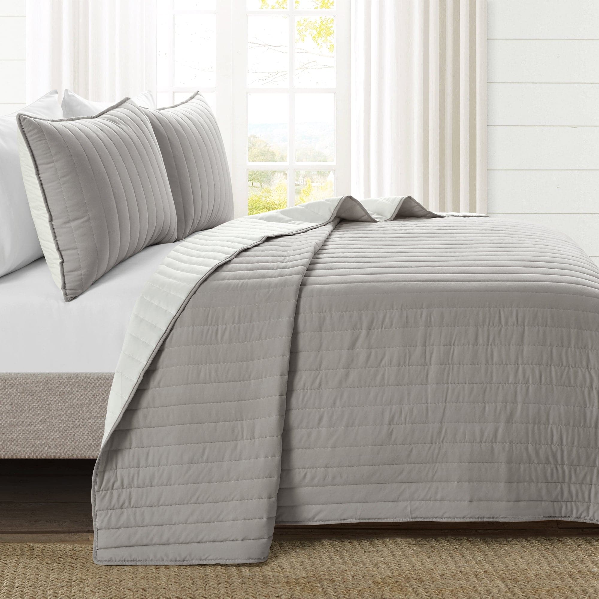 Soft Stripe All Season Quilt Coverlet Set - Lightweight Bedding for Year-Round Comfort - Perfect for Master Bedroom, Guest Room & Cozy Home Decor
