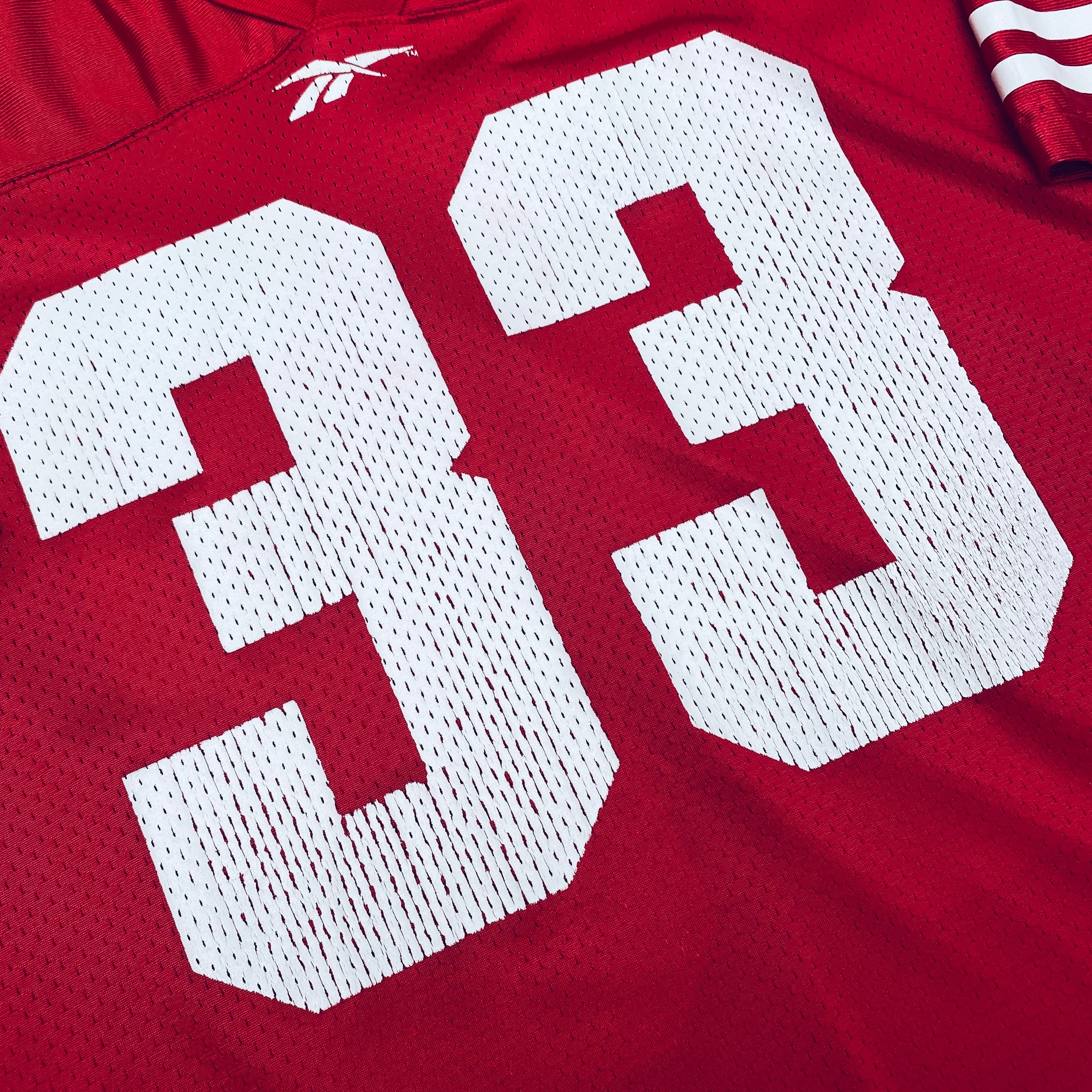 Official Wisconsin Badgers Ron Dayne #33 Reebok Jersey - Size XL | Authentic College Football Apparel for Fans & Collectors | Perfect for Game Day, Tailgating & Sports Memorabilia